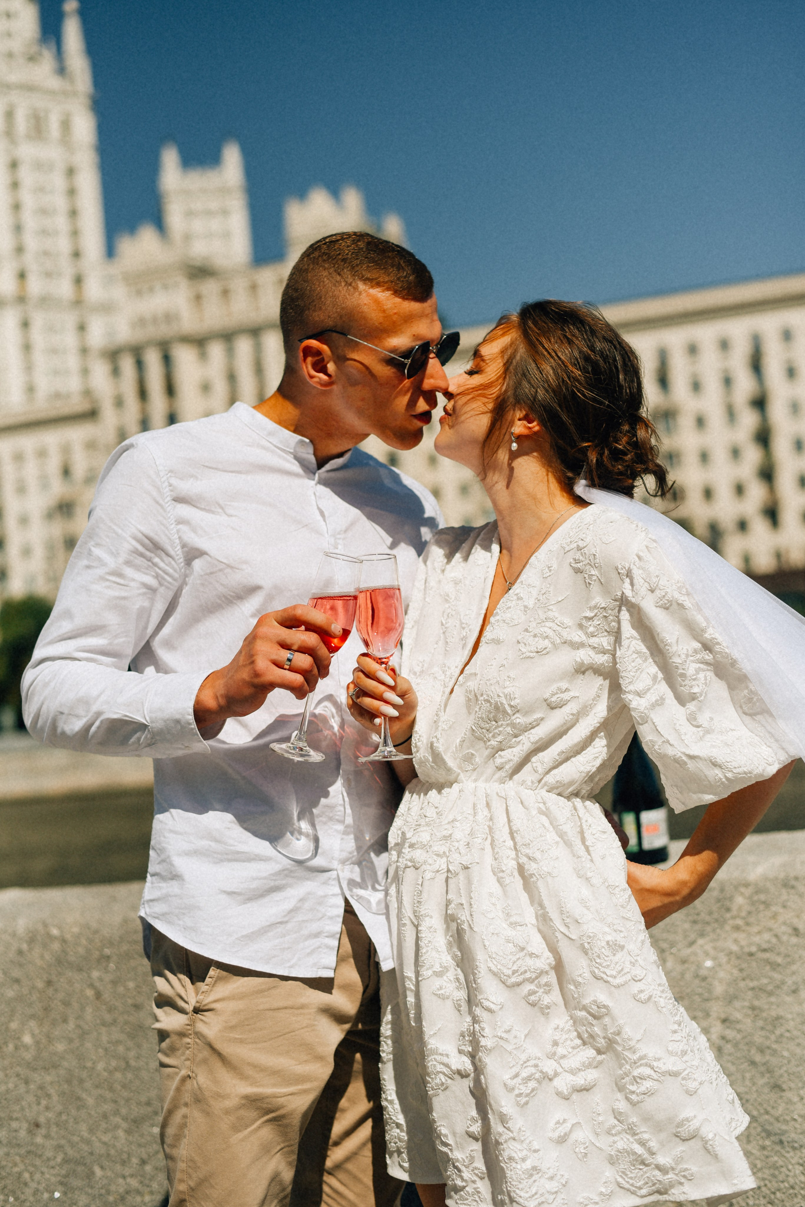 Андрей и Дарья ЗАГС № 4 Свадебная прогулка по городу. Фотограф Лола Волна, город Москва