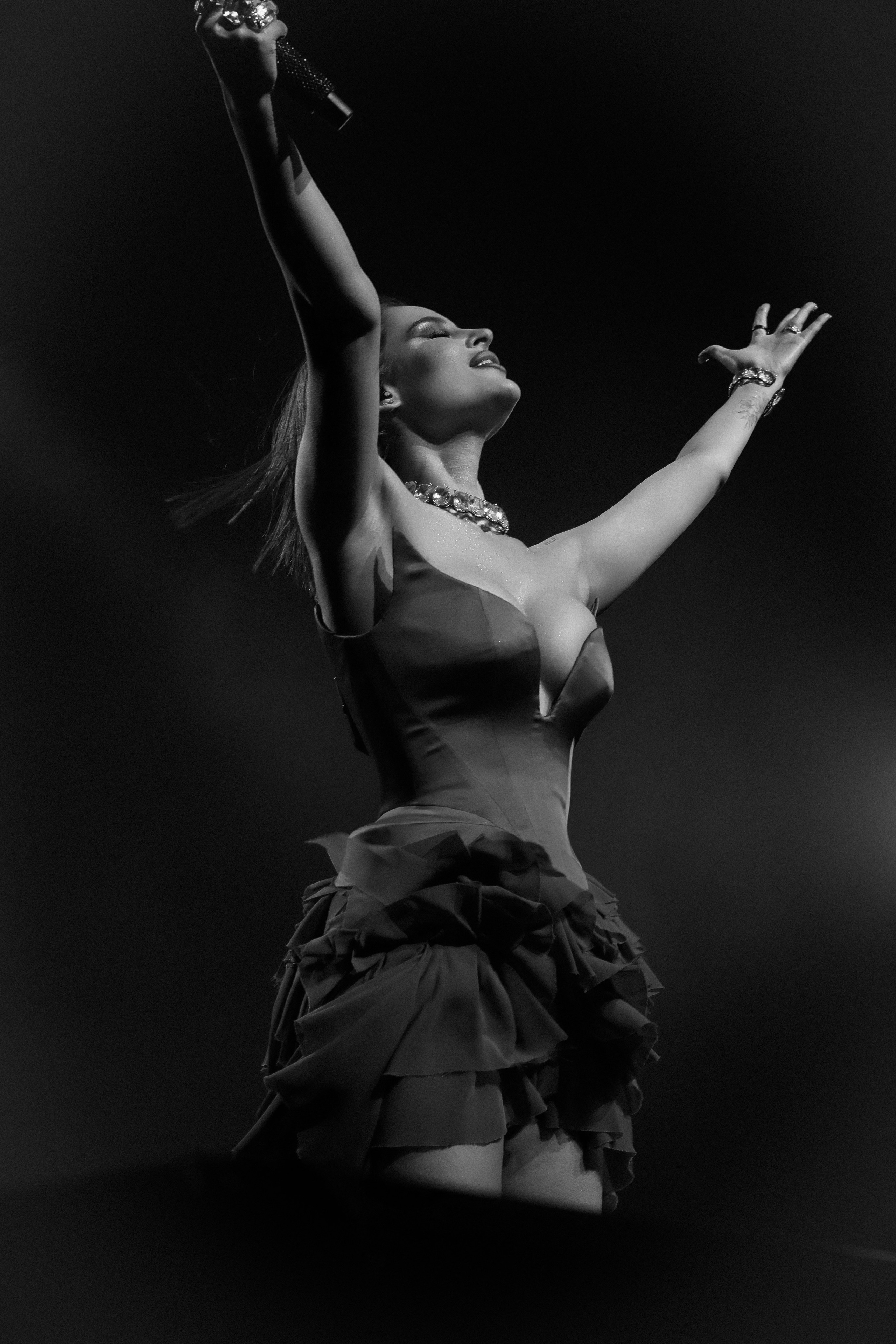 SEVILLE (солистка группы ARTIK & ASTI). Профессиональный фотограф в Новосибирске Белоновский Павел