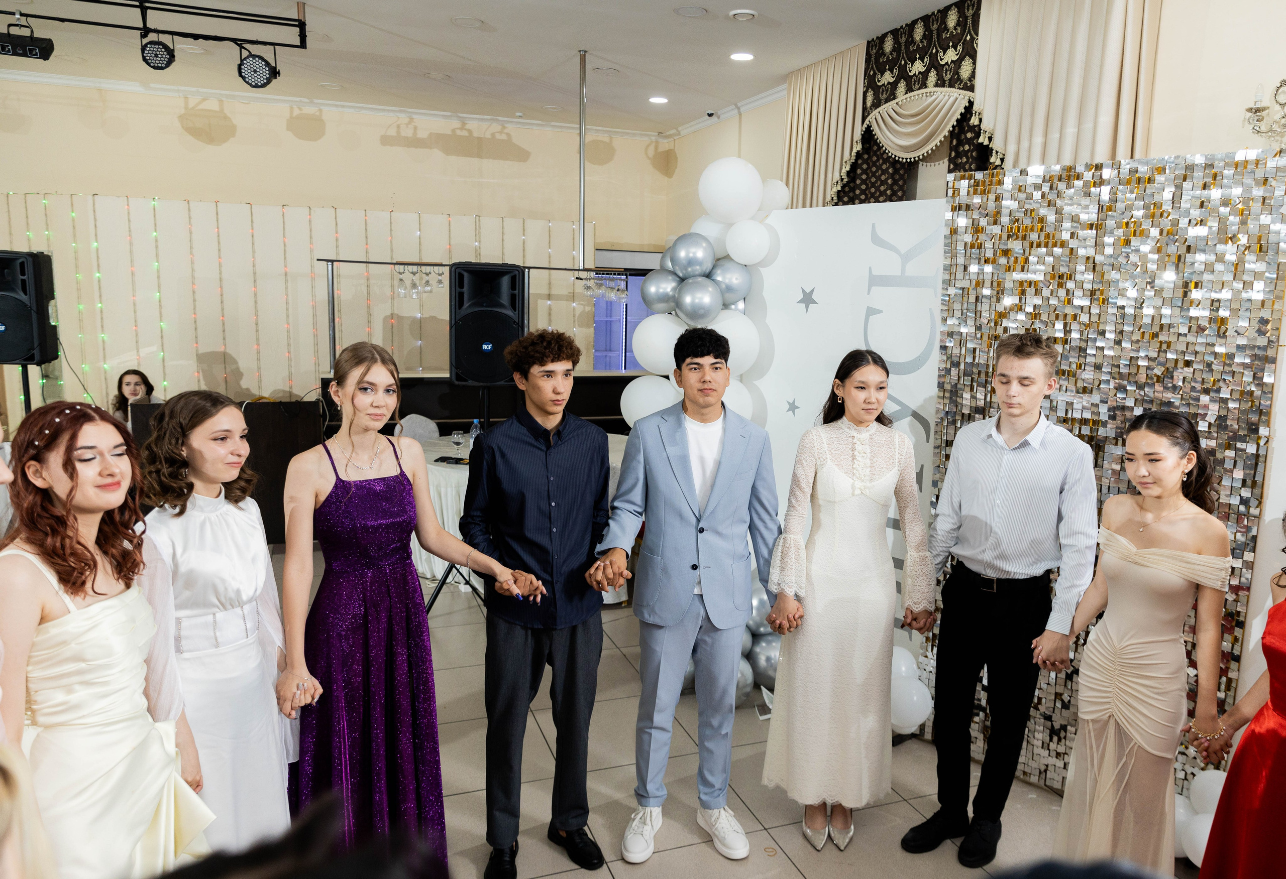 Школа № 10. Выпускной, 11 «А» класс