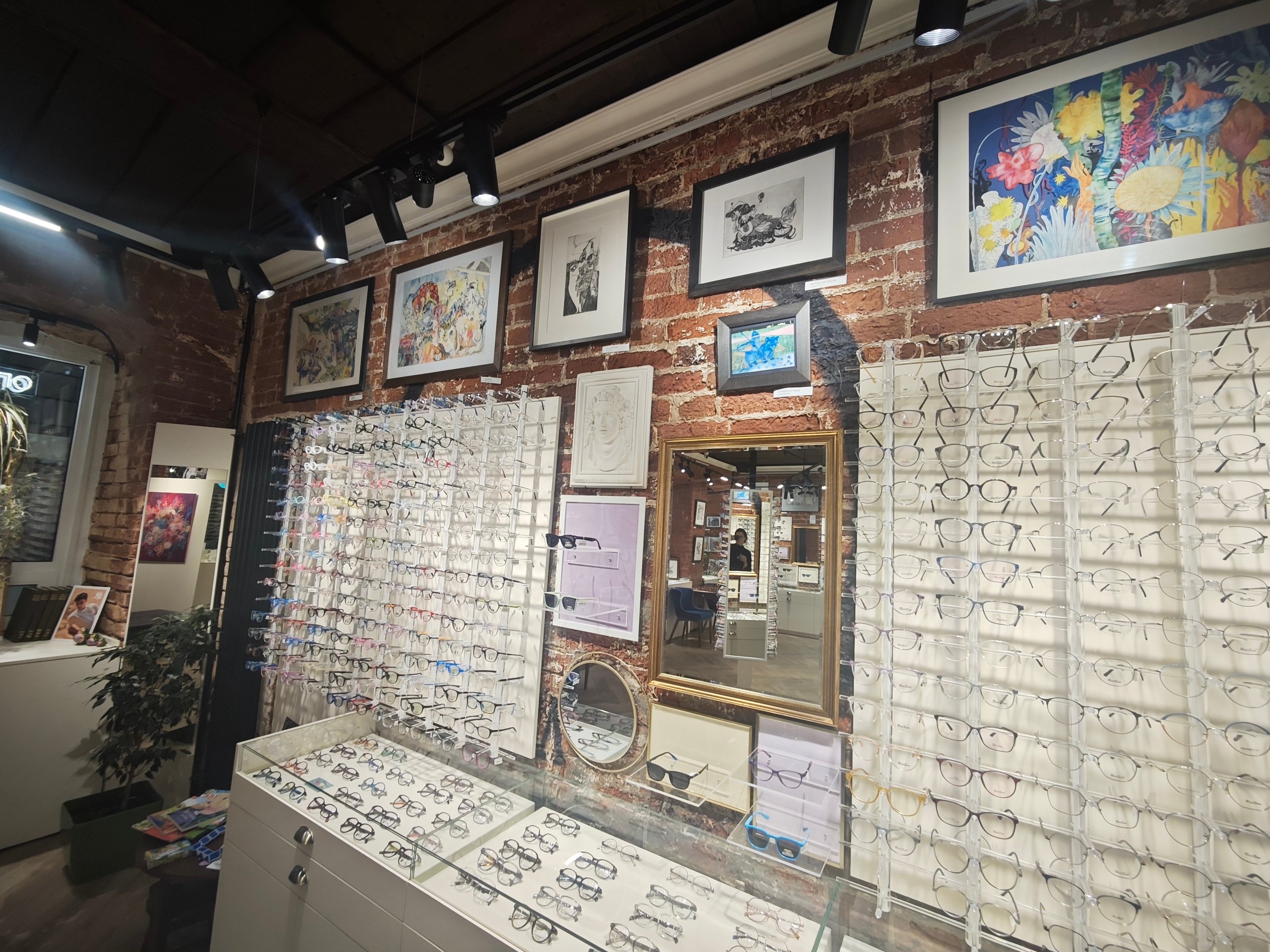 MADVISION SHOW. Официальный сайт художника Перепеченовой Анны