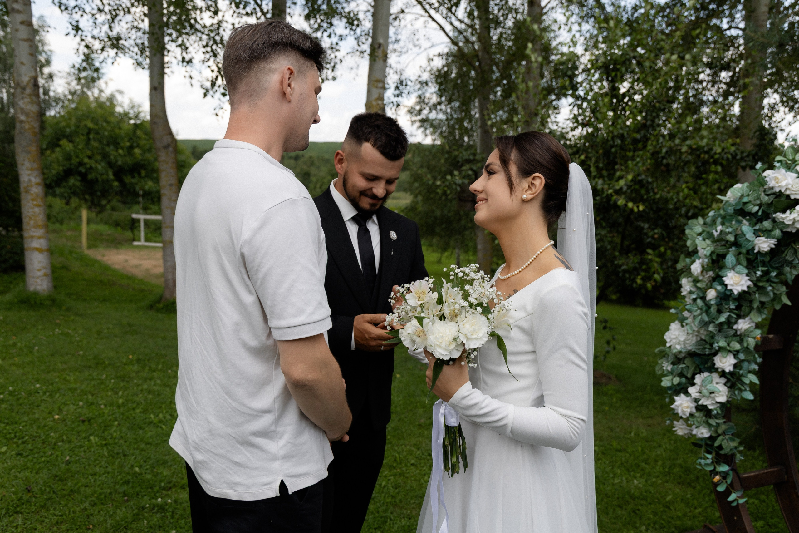 Свадебная фотосессия в агроусадьбе Лабодянка в Минске. Свадебный фотограф в Минске/Беларуси Сергей Спиридонов