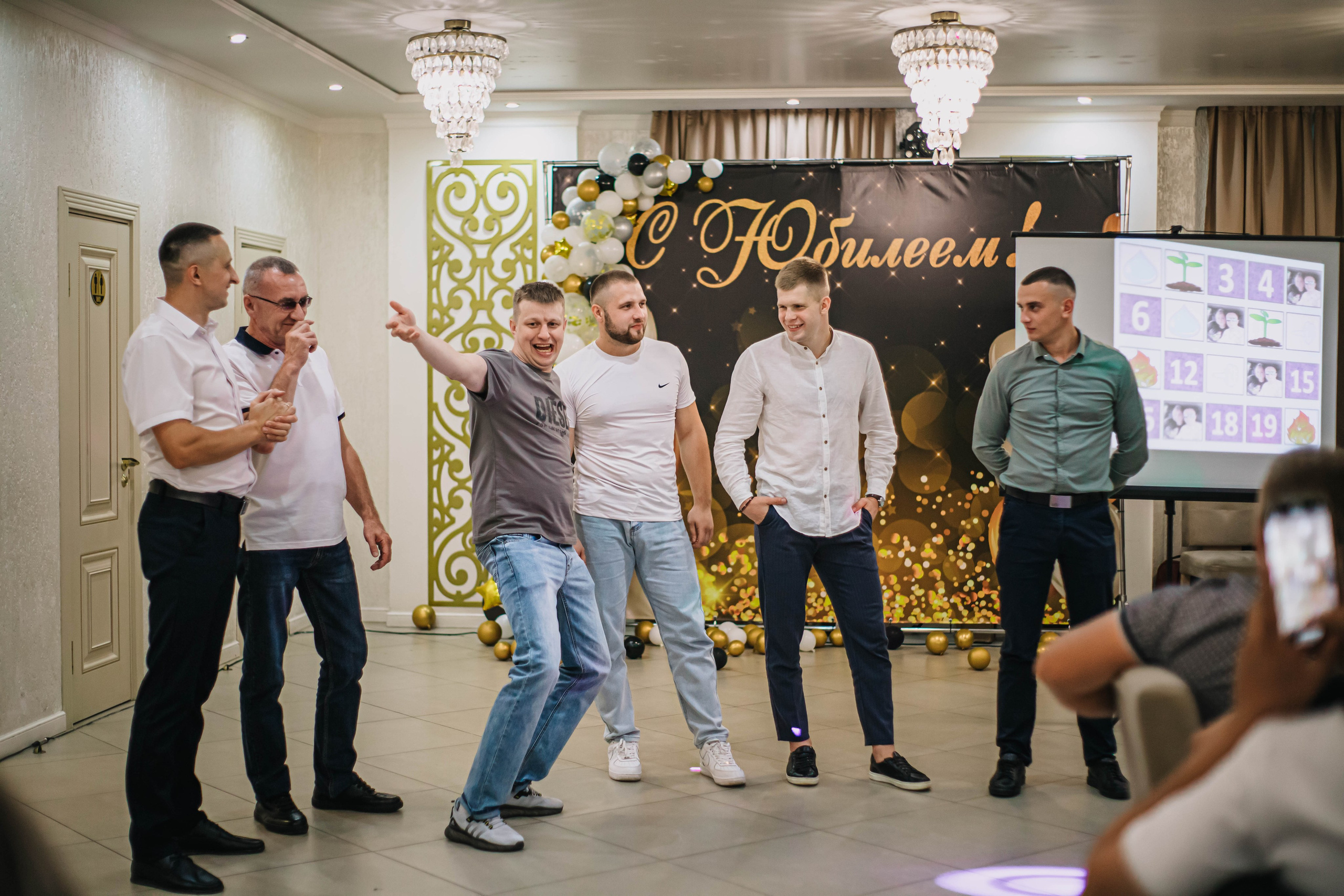 Юбилей Антона. Фотограф Дарья Маташкова