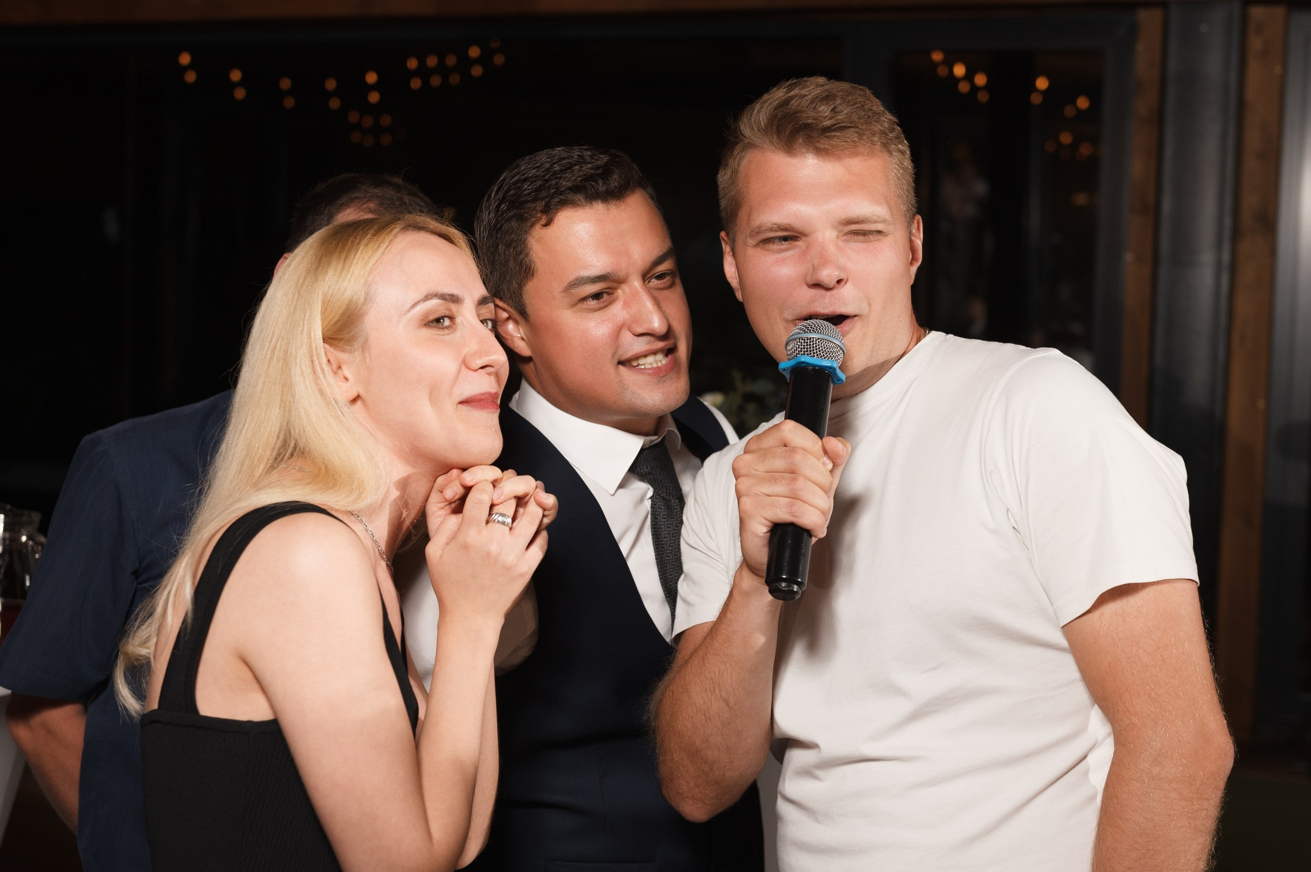 Свадьба в ресторане Берег в Москве. Праздничное агентство ПИОН