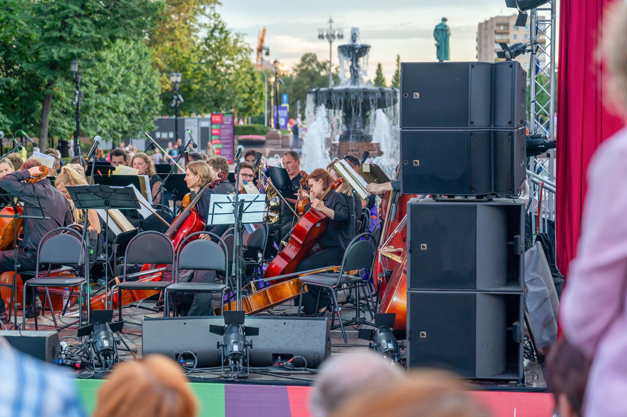 Театральный бульвар 2024. Фотограф Анна Мельникова | Москва