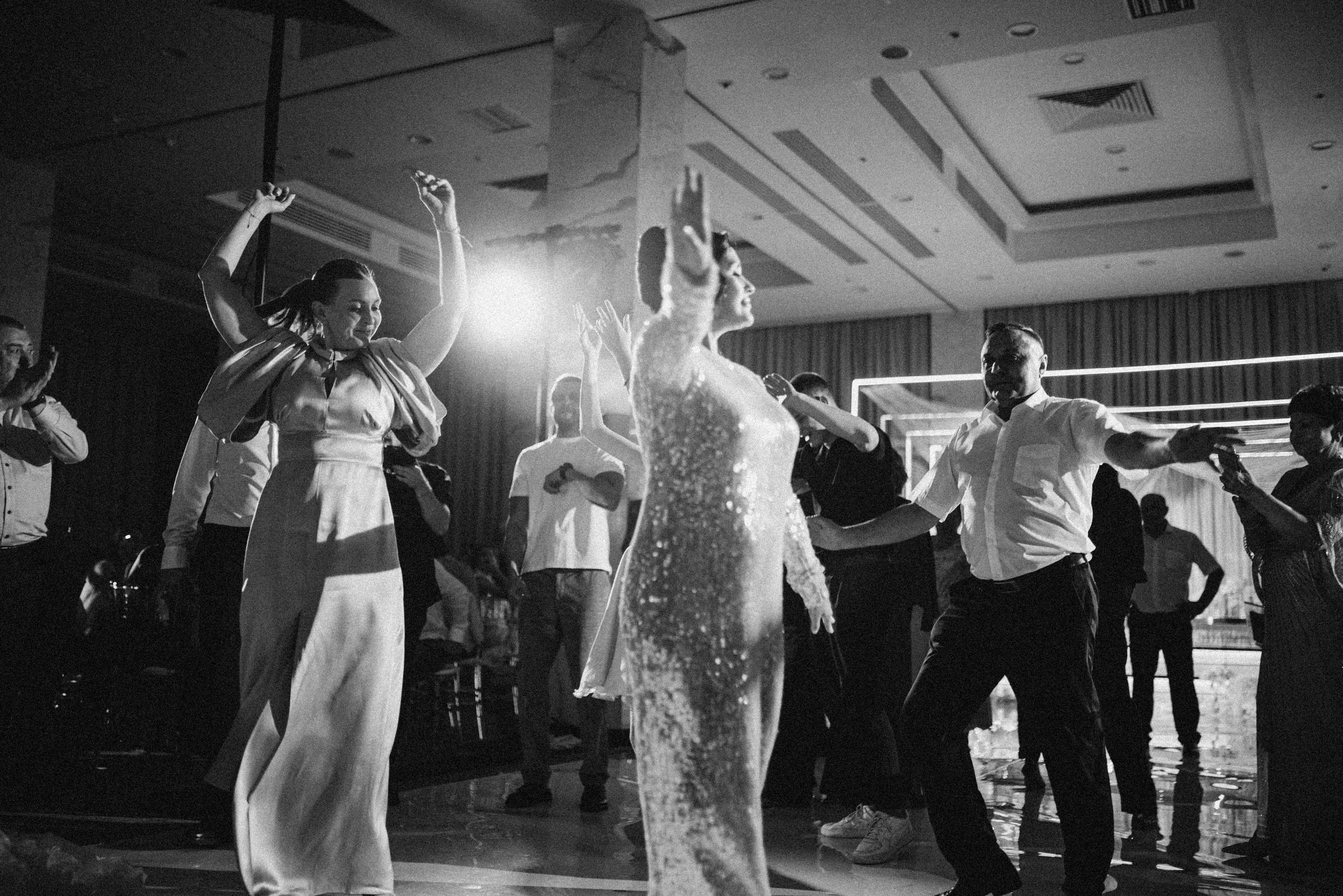 Александр и Виктория | Полный свадебный день. Выступала в качестве второго фотографа. Фотограф Санкт-Петербург, Новороссийск