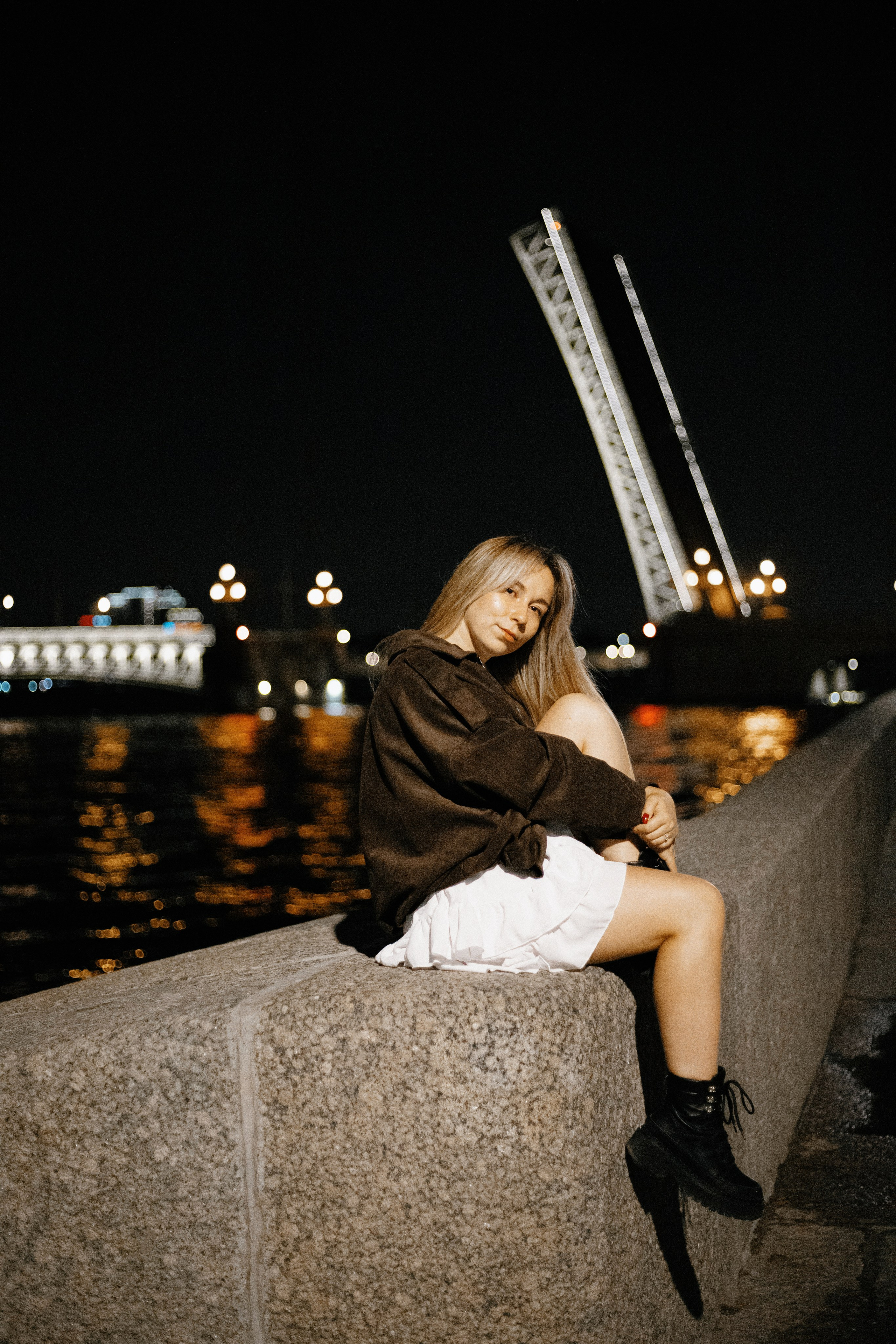 Тёмная ночь, мосты, любовь🤍. Петербургский фотограф — Рия