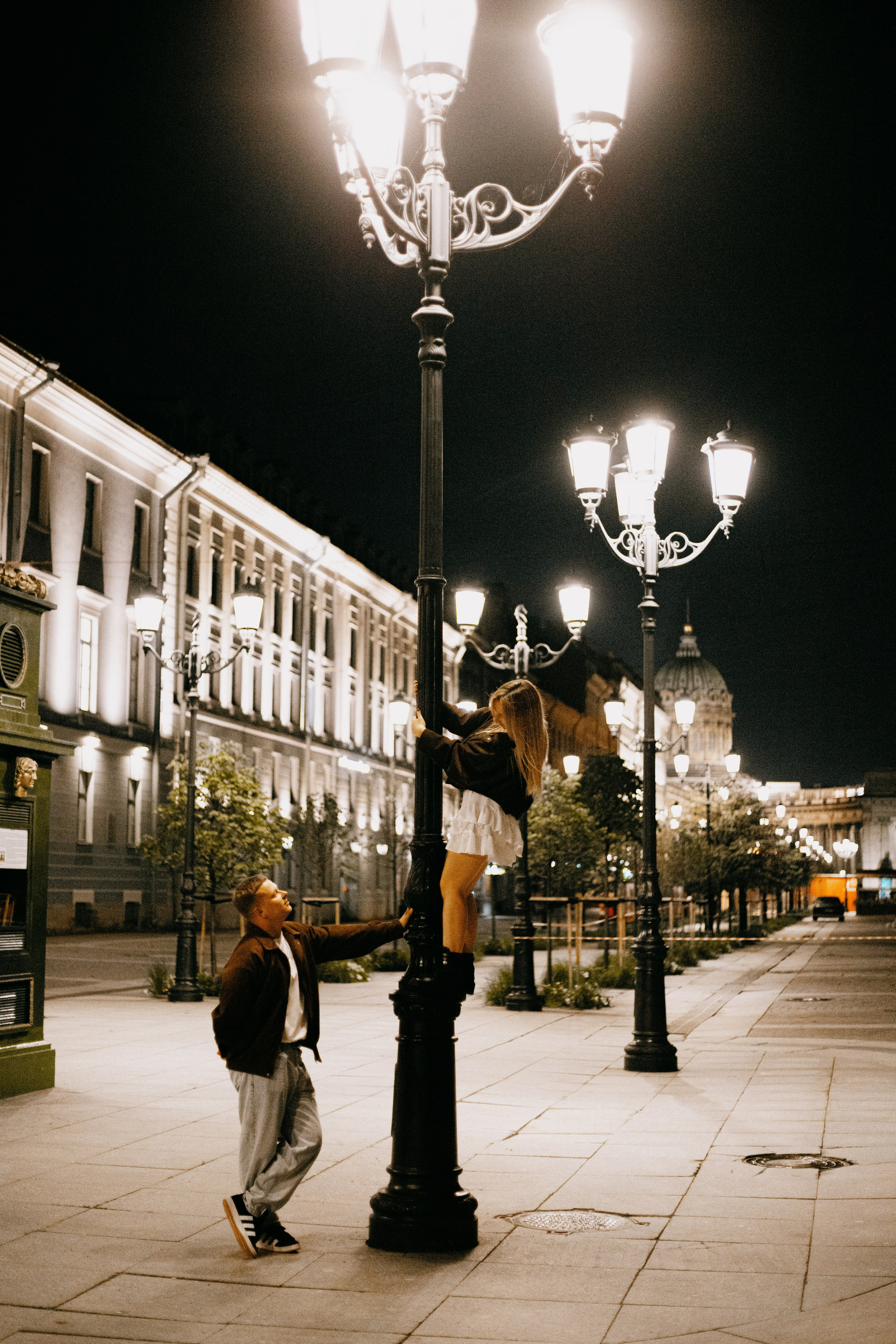 Тёмная ночь, мосты, любовь🤍. Петербургский фотограф — Рия