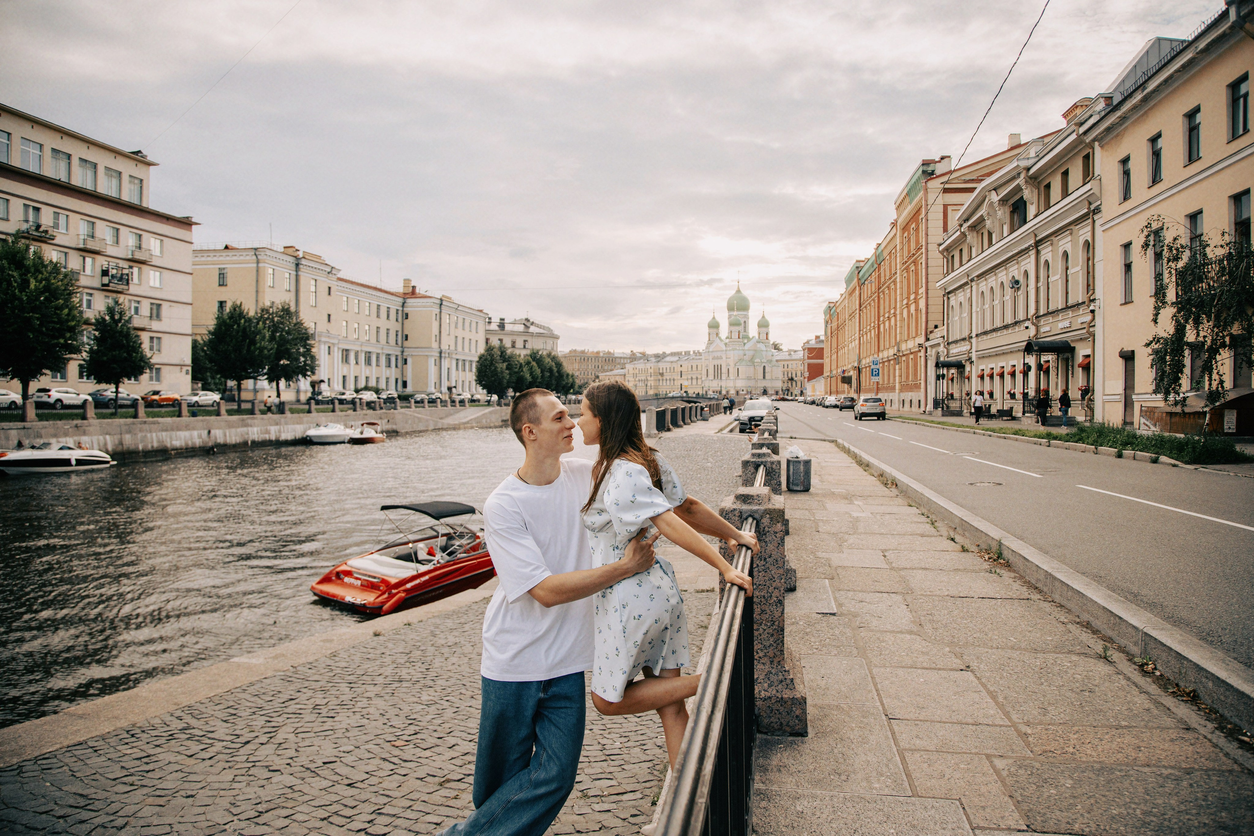 КОЛОМНА. Петербургский фотограф — Рия