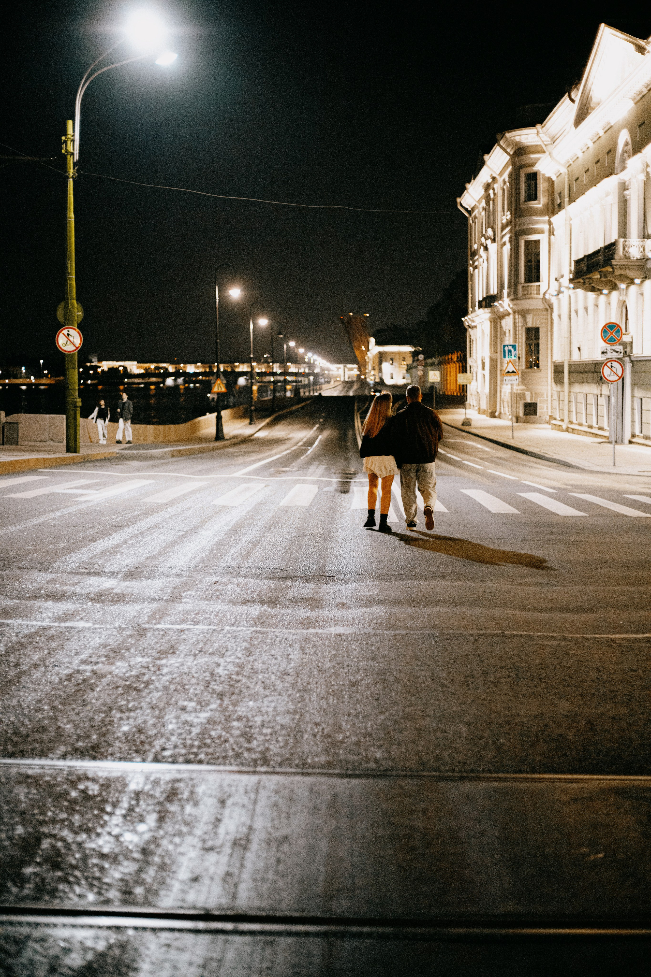 Тёмная ночь, мосты, любовь🤍. Петербургский фотограф — Рия
