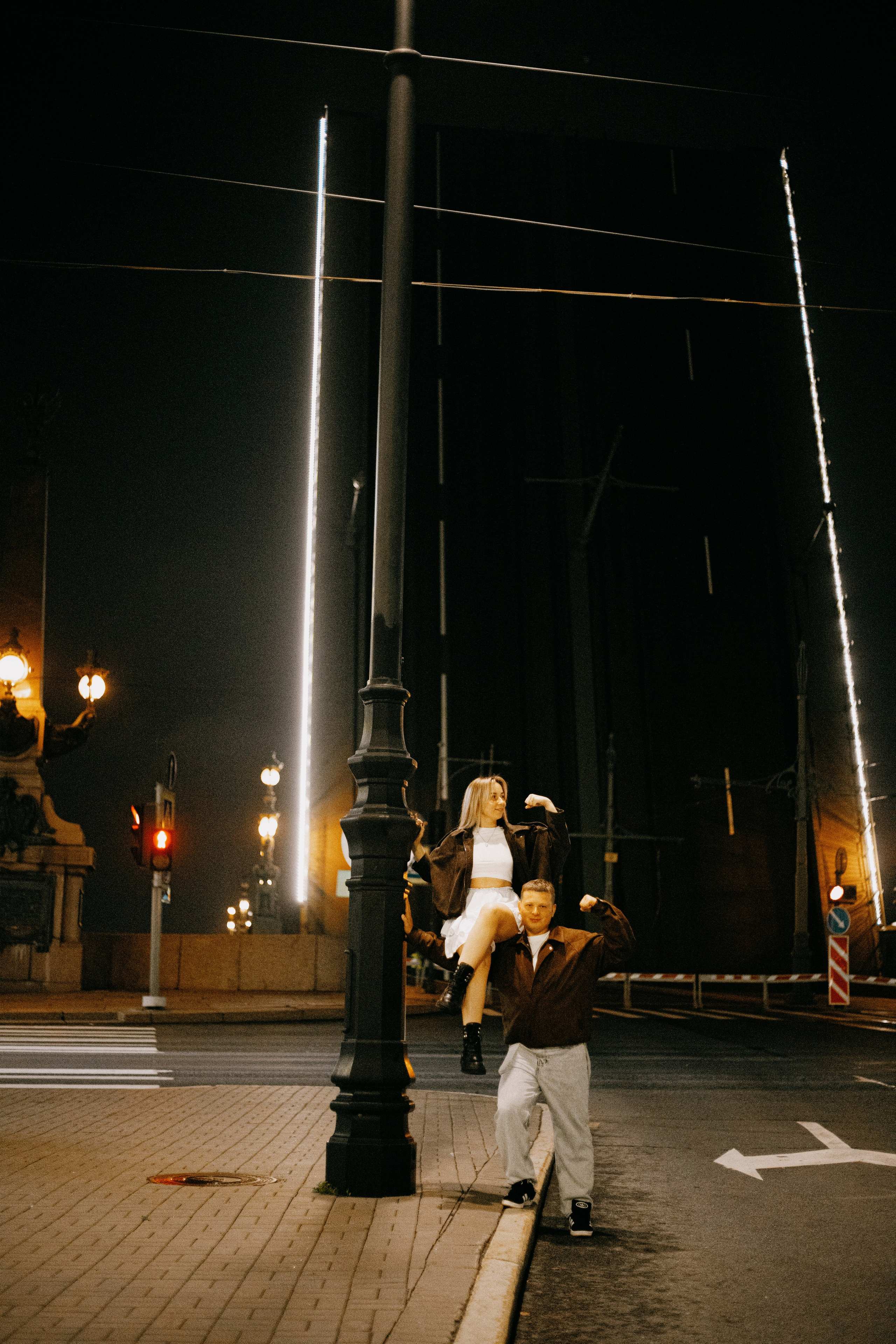 Тёмная ночь, мосты, любовь🤍. Петербургский фотограф — Рия