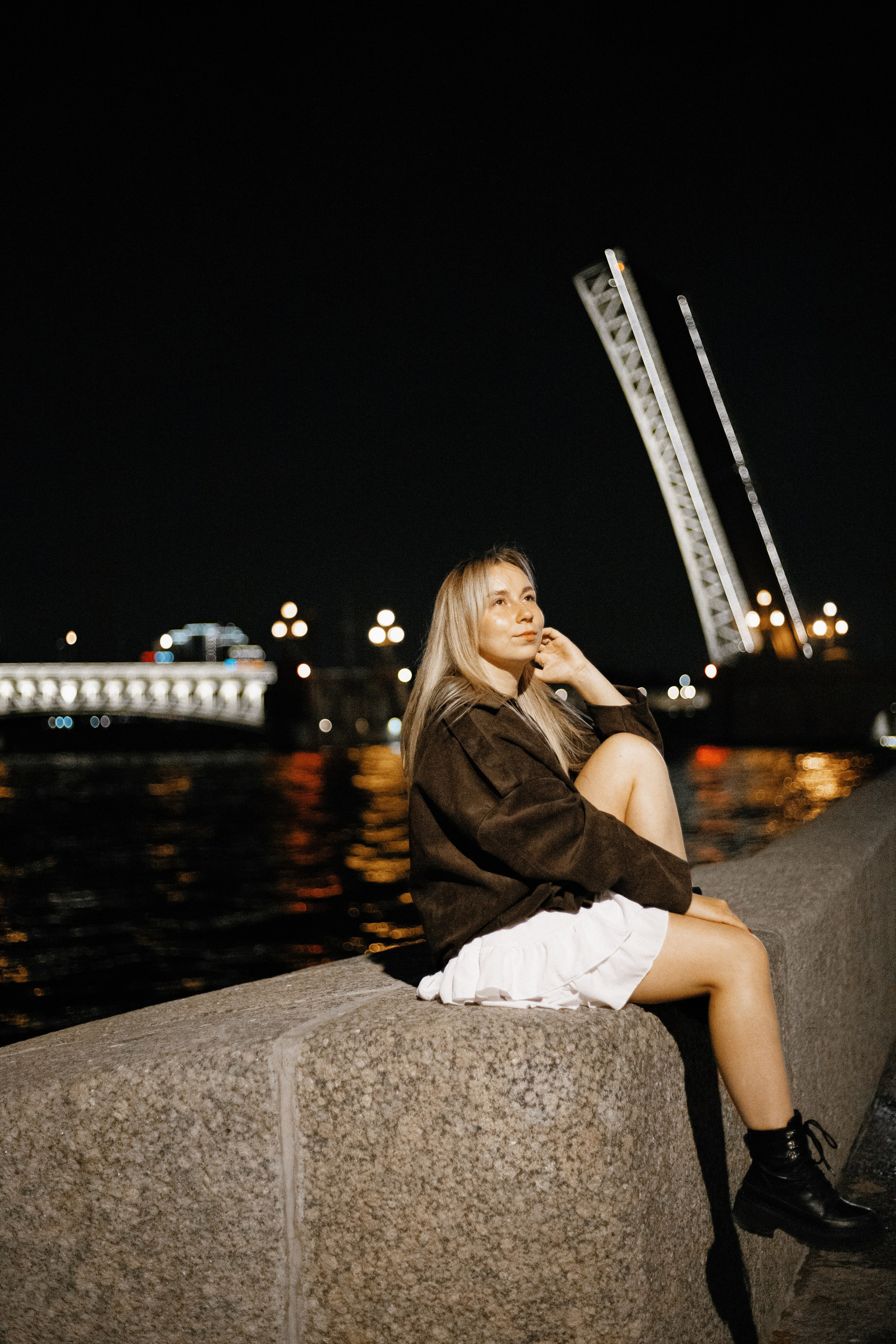 Тёмная ночь, мосты, любовь🤍. Петербургский фотограф — Рия