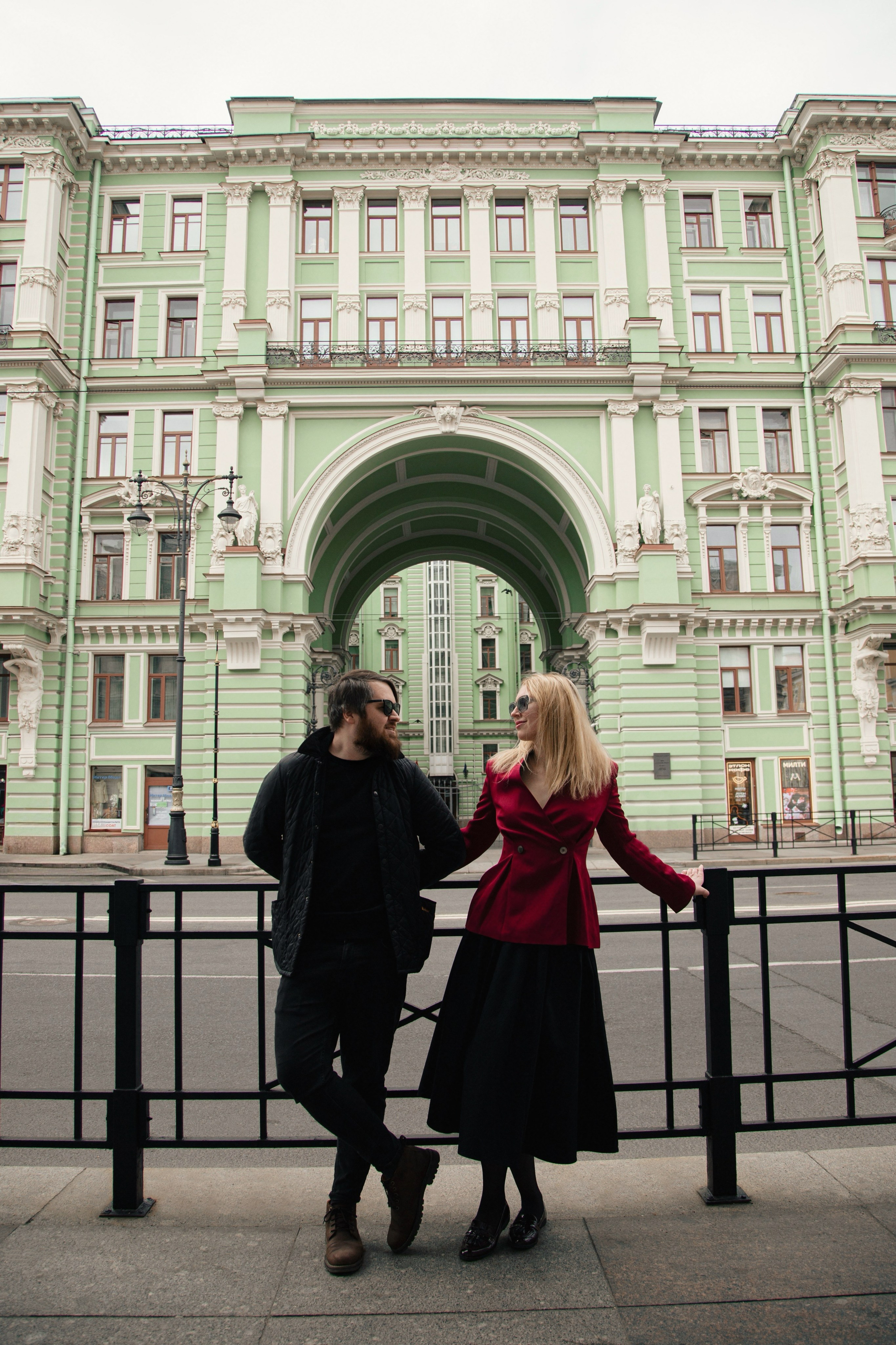 МАРШРУТЫ: ЧЕРНЫШЕВСКАЯ. Петербургский фотограф — Рия