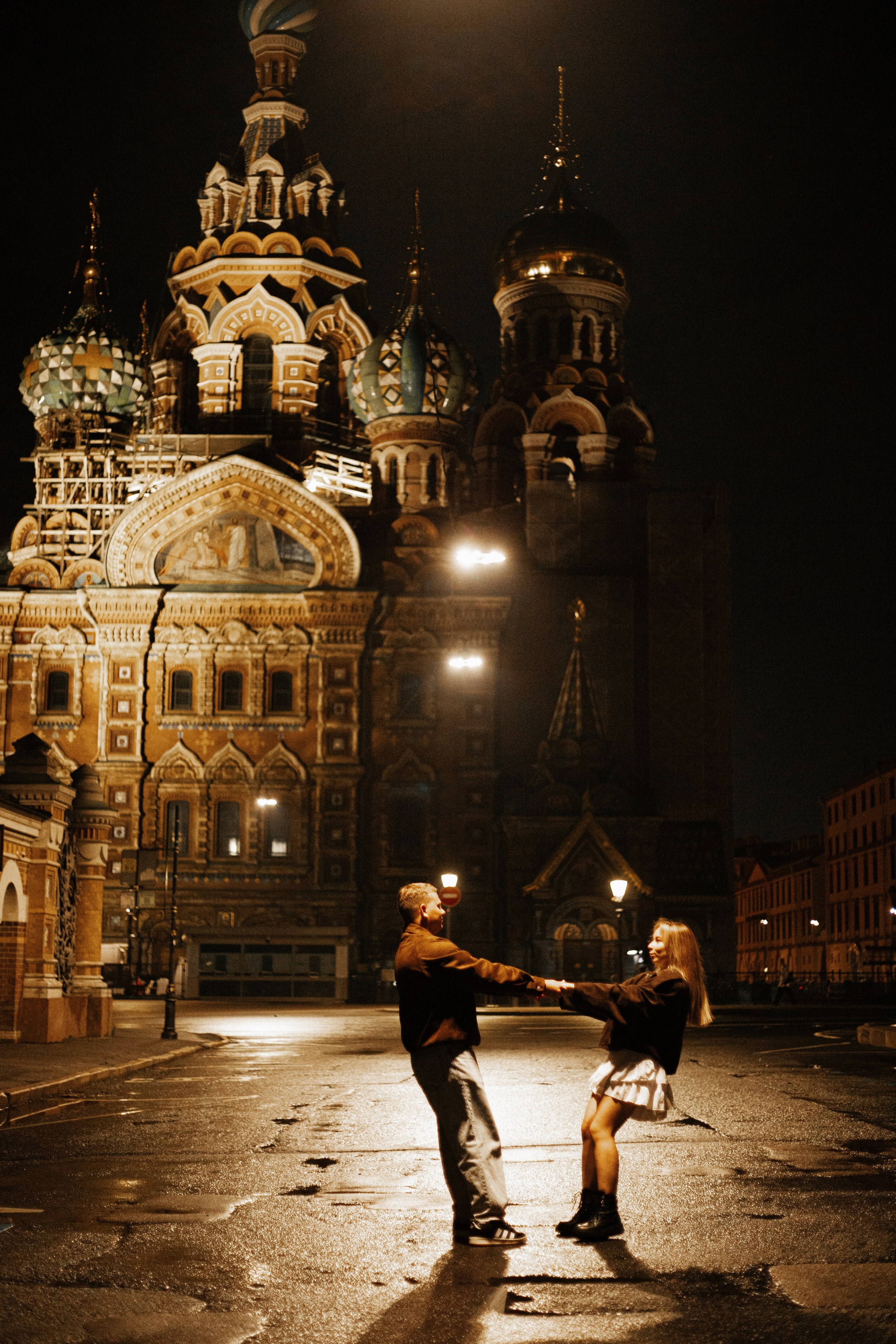 Тёмная ночь, мосты, любовь🤍. Петербургский фотограф — Рия