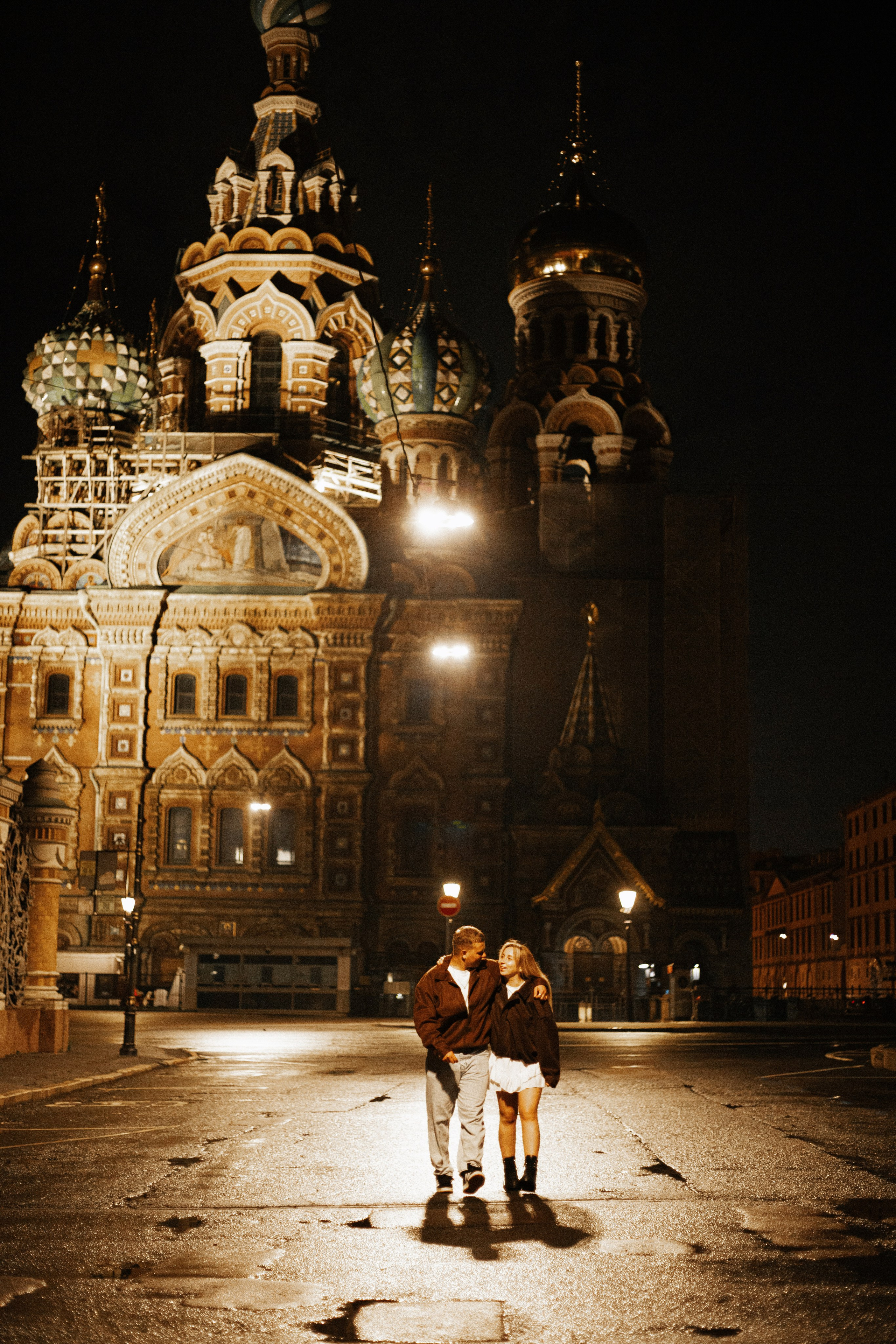 Тёмная ночь, мосты, любовь🤍. Петербургский фотограф — Рия