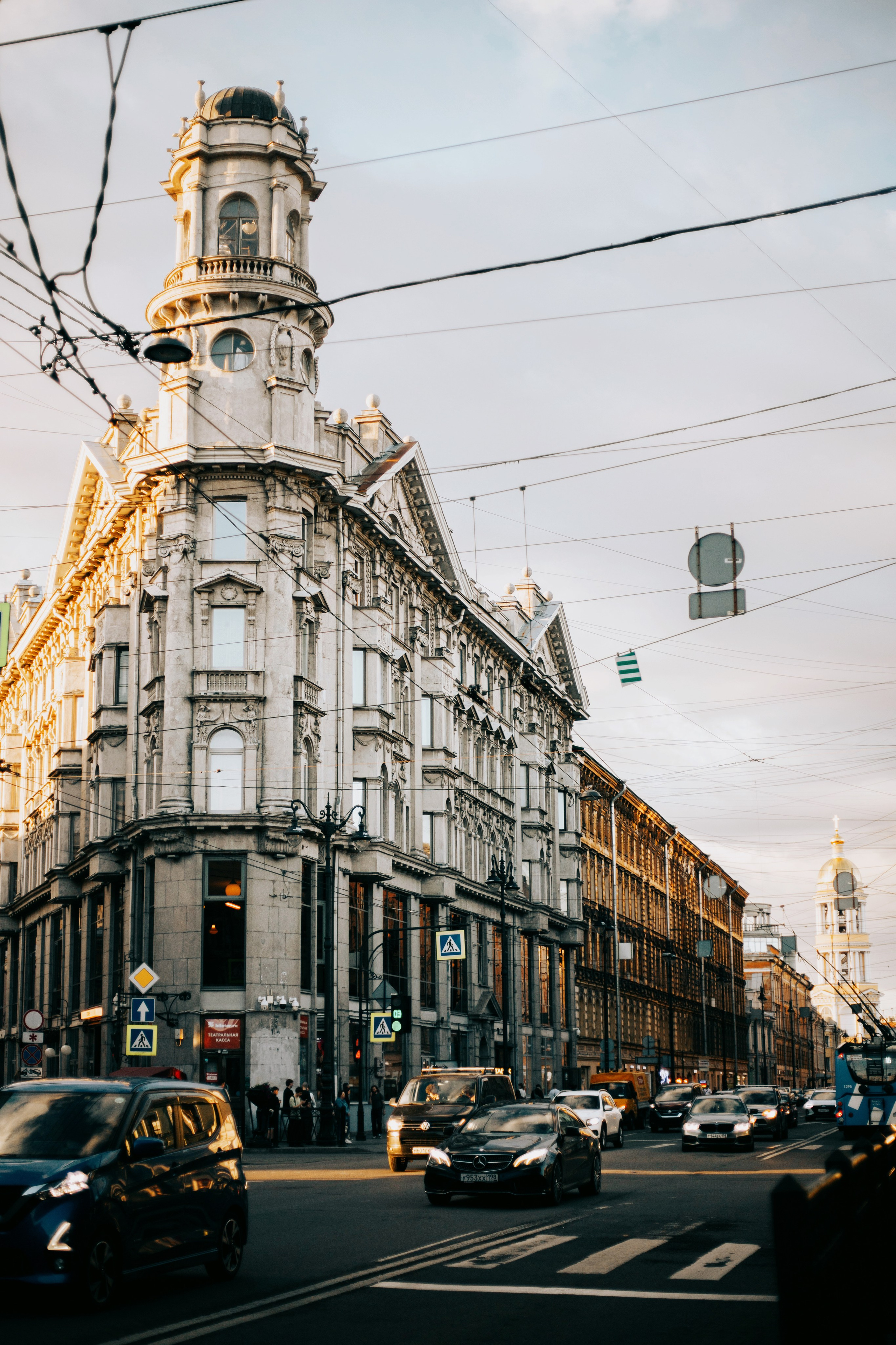 МАРШРУТЫ: 5 УГЛОВ. Петербургский фотограф — Рия