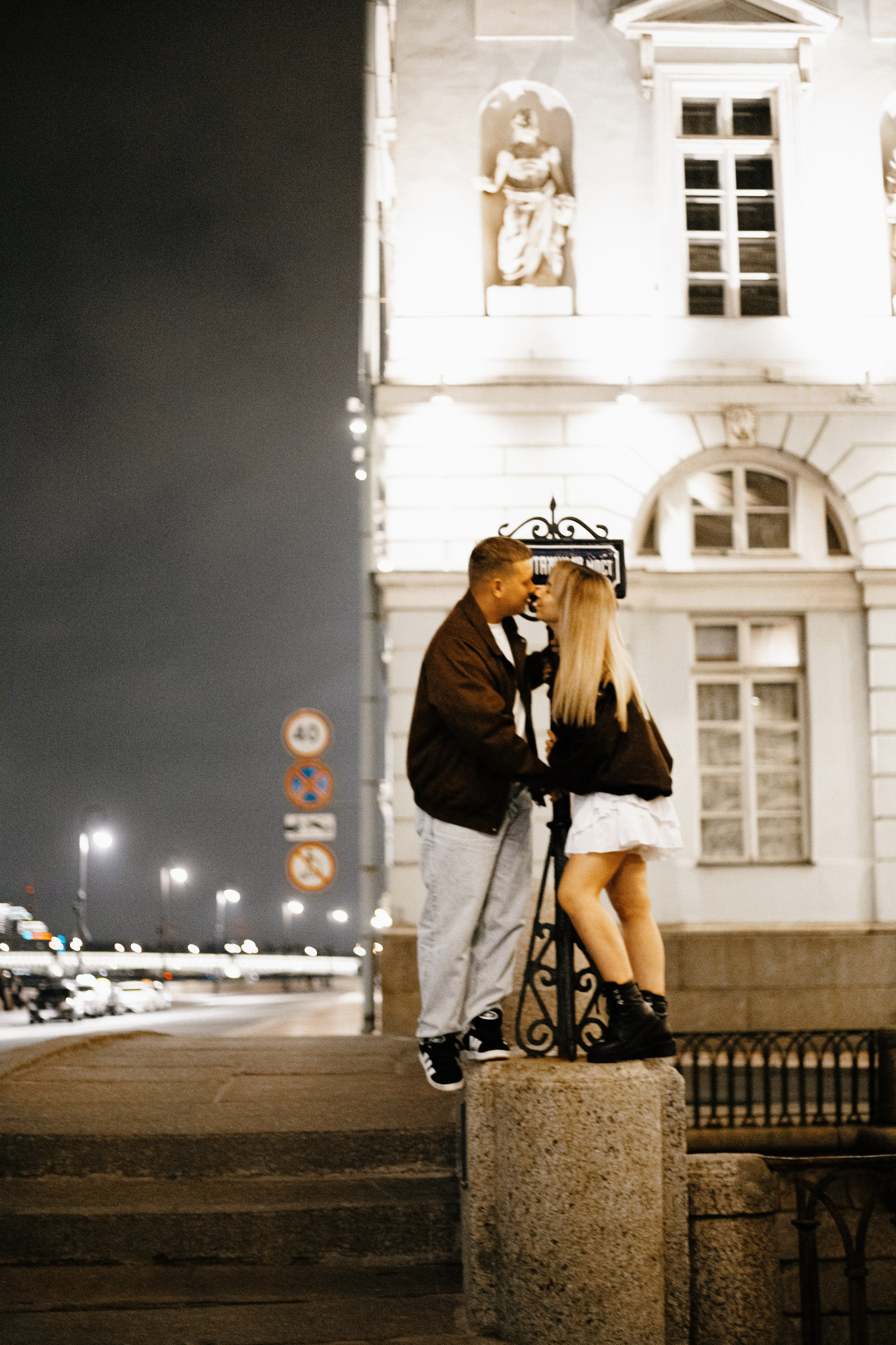 Тёмная ночь, мосты, любовь🤍. Петербургский фотограф — Рия