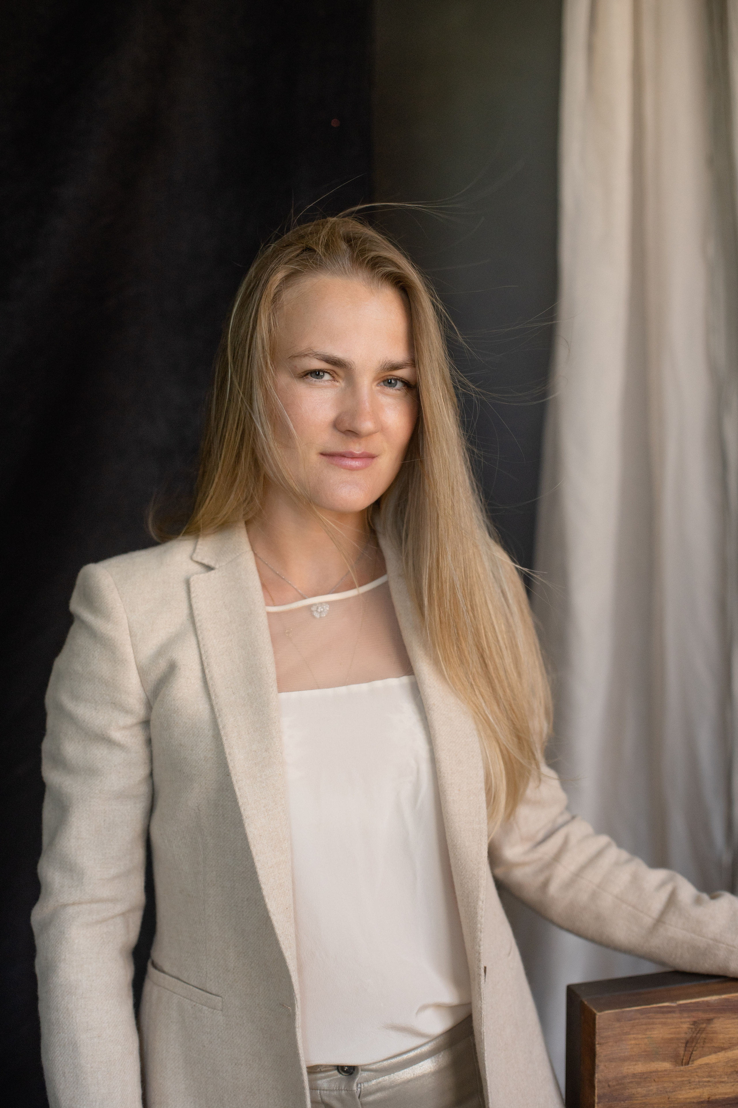 Психологи клуба «Дом заботы о душе». Бренд и контентные фотосессии, портреты и лавстори в Санкт-Петербурге