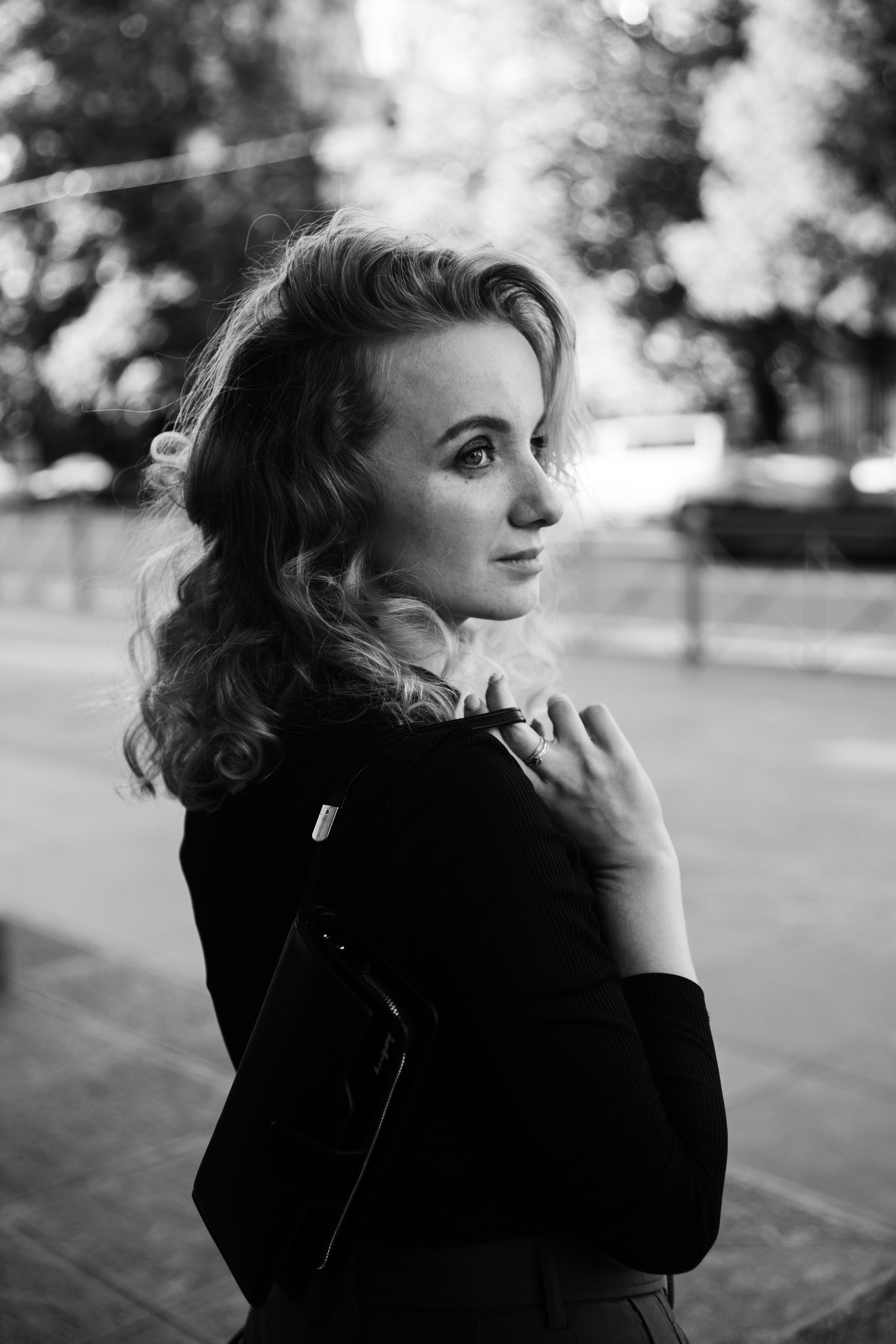 Елена (летняя прогулка по Петроградке). Бренд и контентные фотосессии, портреты и лавстори в Санкт-Петербурге