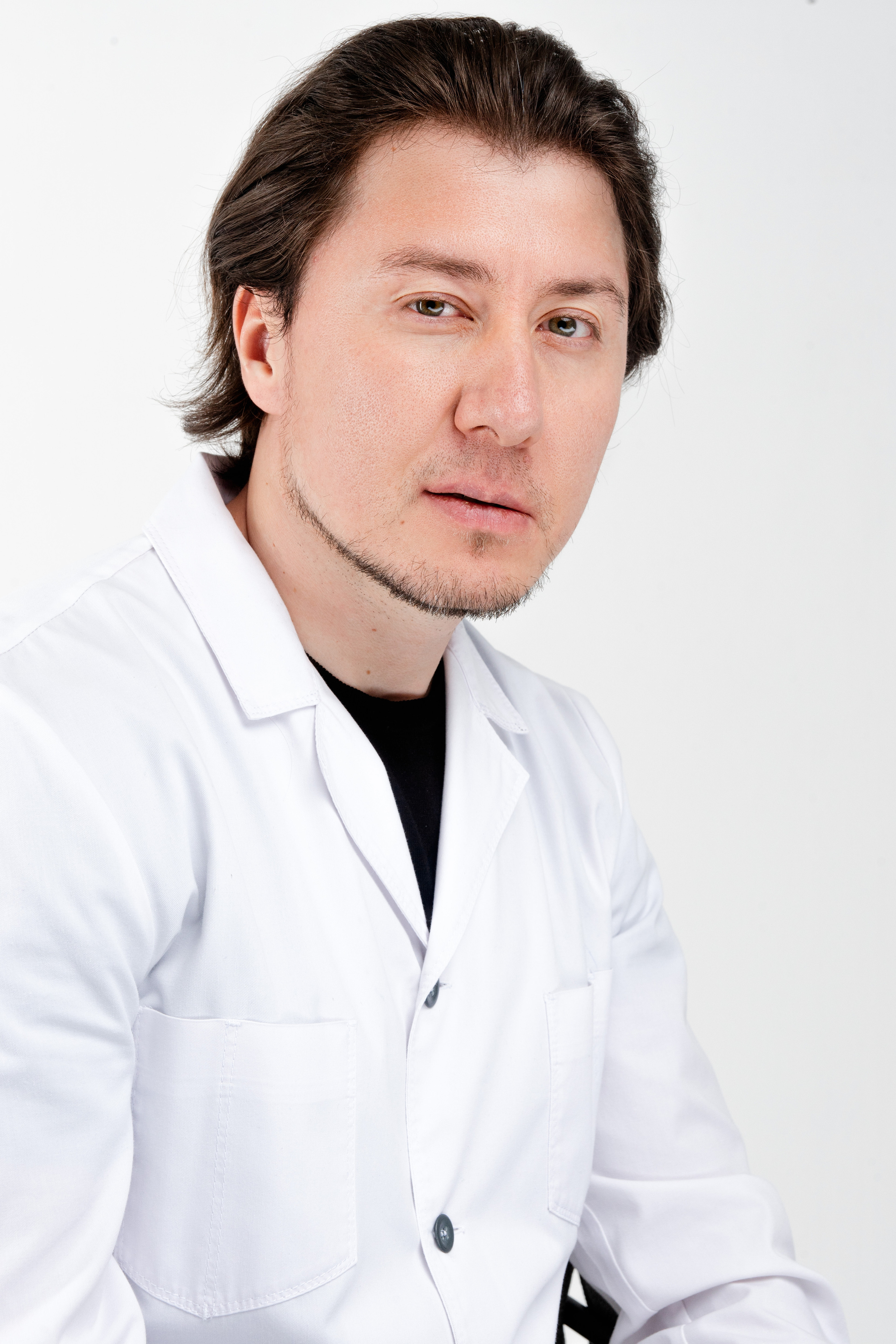 Илья (пластический хирург). Бренд и контентные фотосессии, портреты и лавстори в Санкт-Петербурге