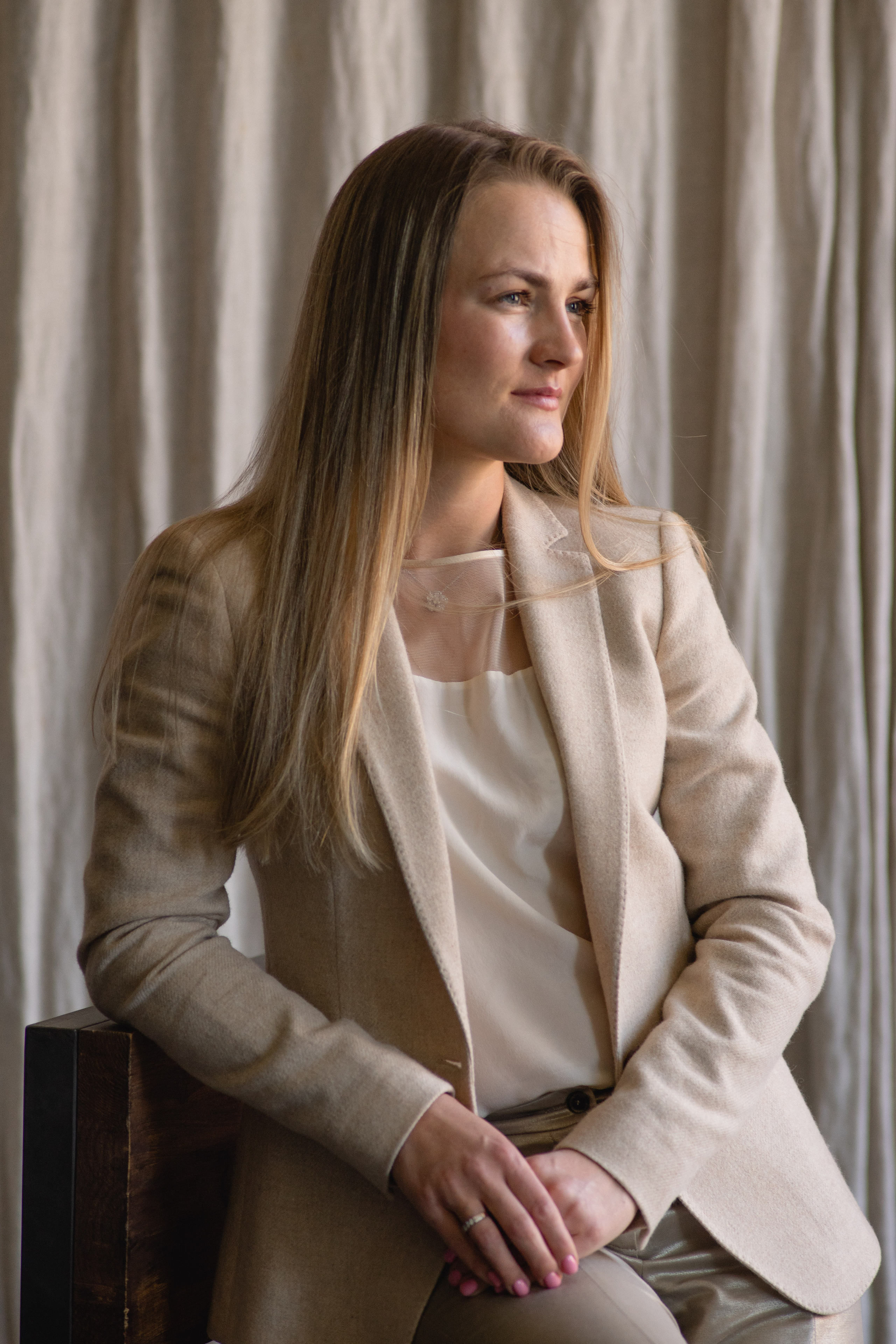 Психологи клуба «Дом заботы о душе». Бренд и контентные фотосессии, портреты и лавстори в Санкт-Петербурге