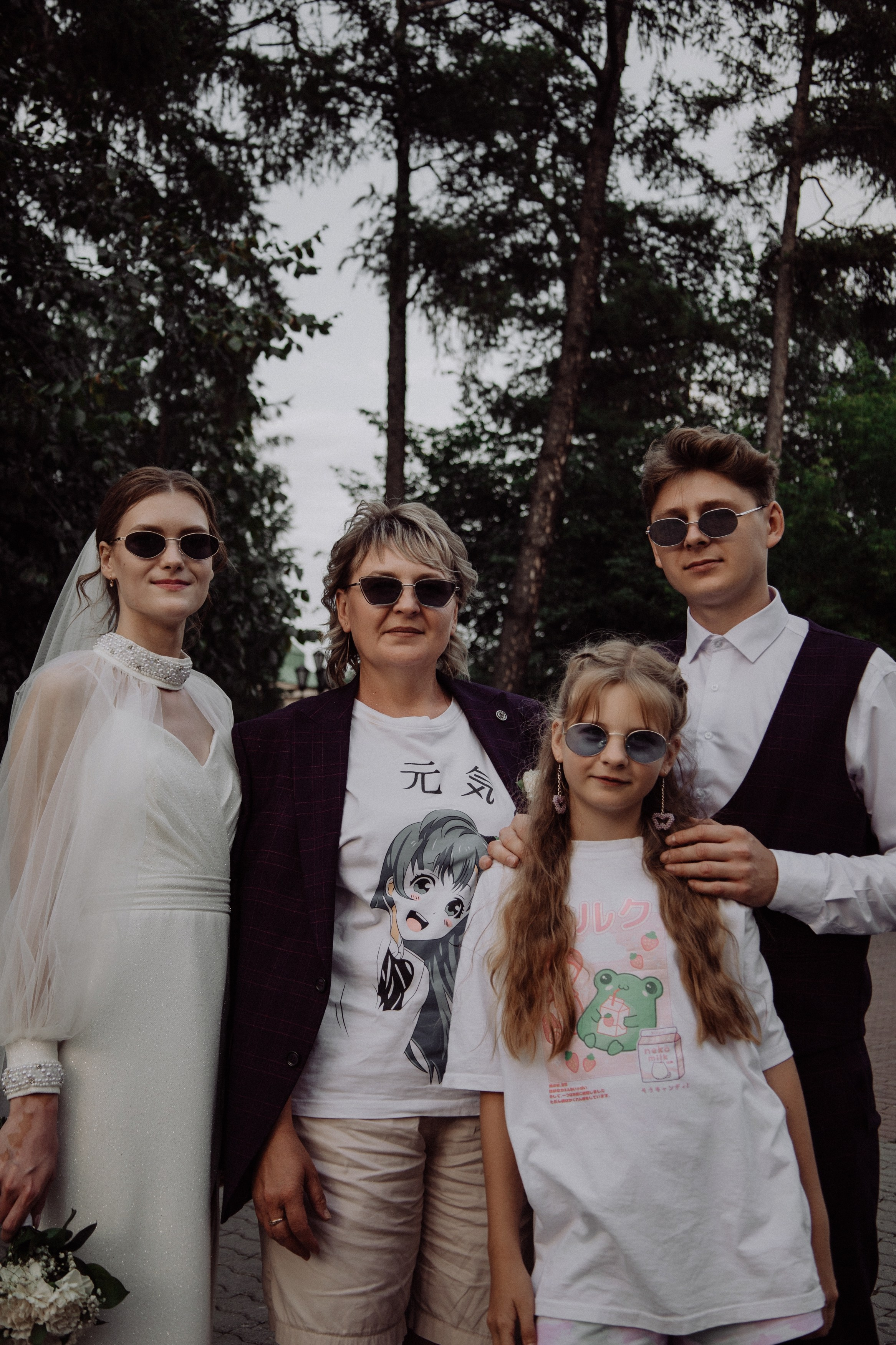 Владислав и Юлия Вечерняя прогулка по городу. Свадебный Фотограф в Иркутске Екатерина Елисеева