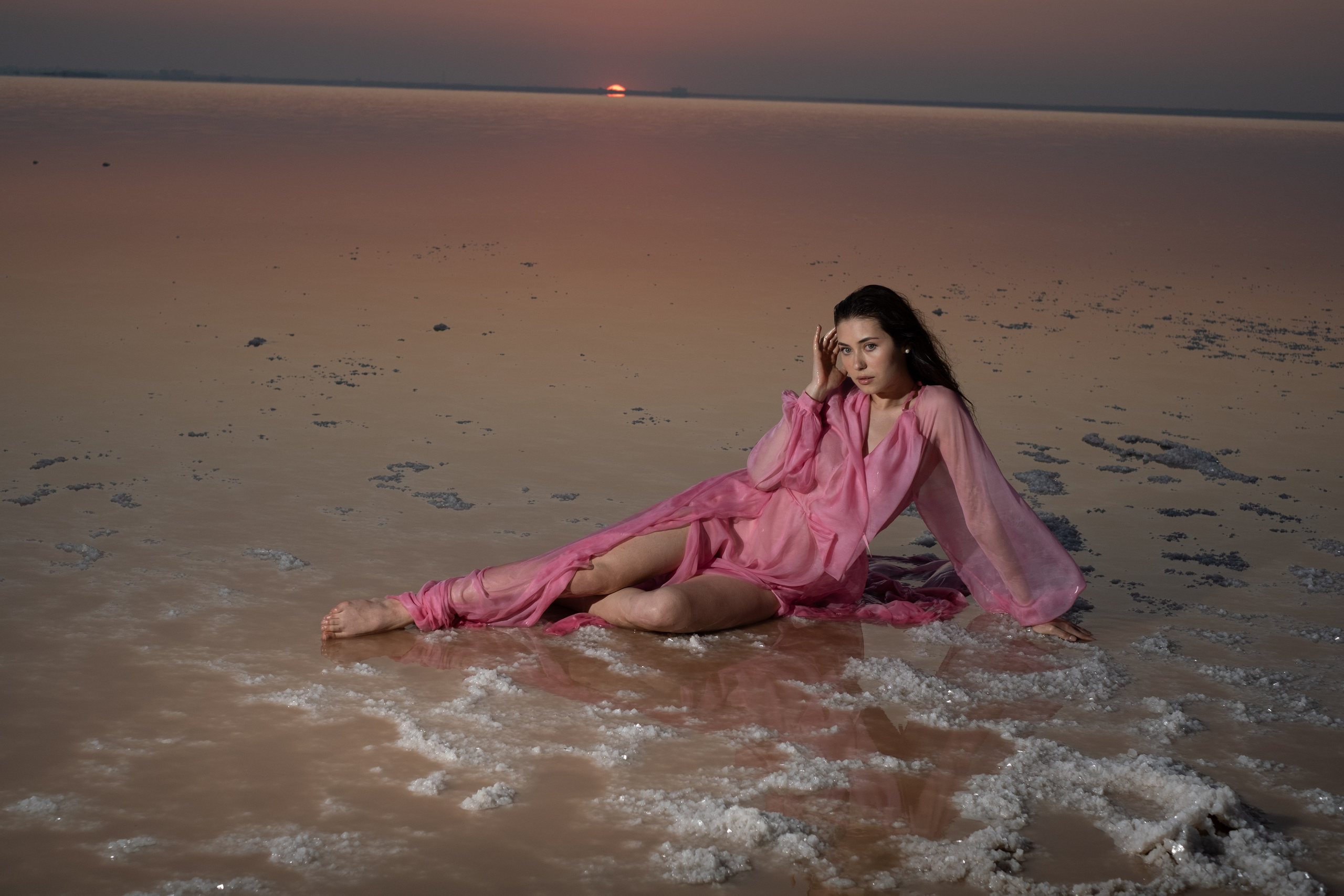 Фотосессия в садах: Персик, лаванда, мак, виноград, подсолнух, ромашка, сирень и др. Профессиональная фотосъемка в Крыму. Натуральные эмоции и живые кадры. Забронируйте дату прямо сейчас!