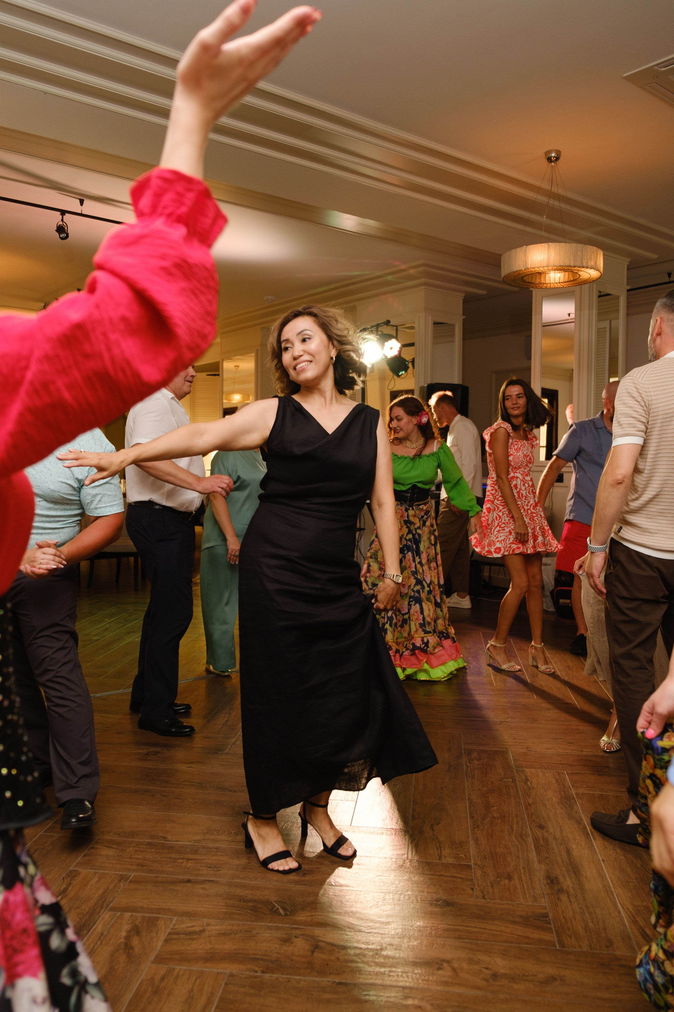 Фотограф на юбилей в Крыму | Съемка дня рождения | Илья Желдак. Профессиональная фотосъемка в Крыму. Натуральные эмоции и живые кадры. Забронируйте дату прямо сейчас!