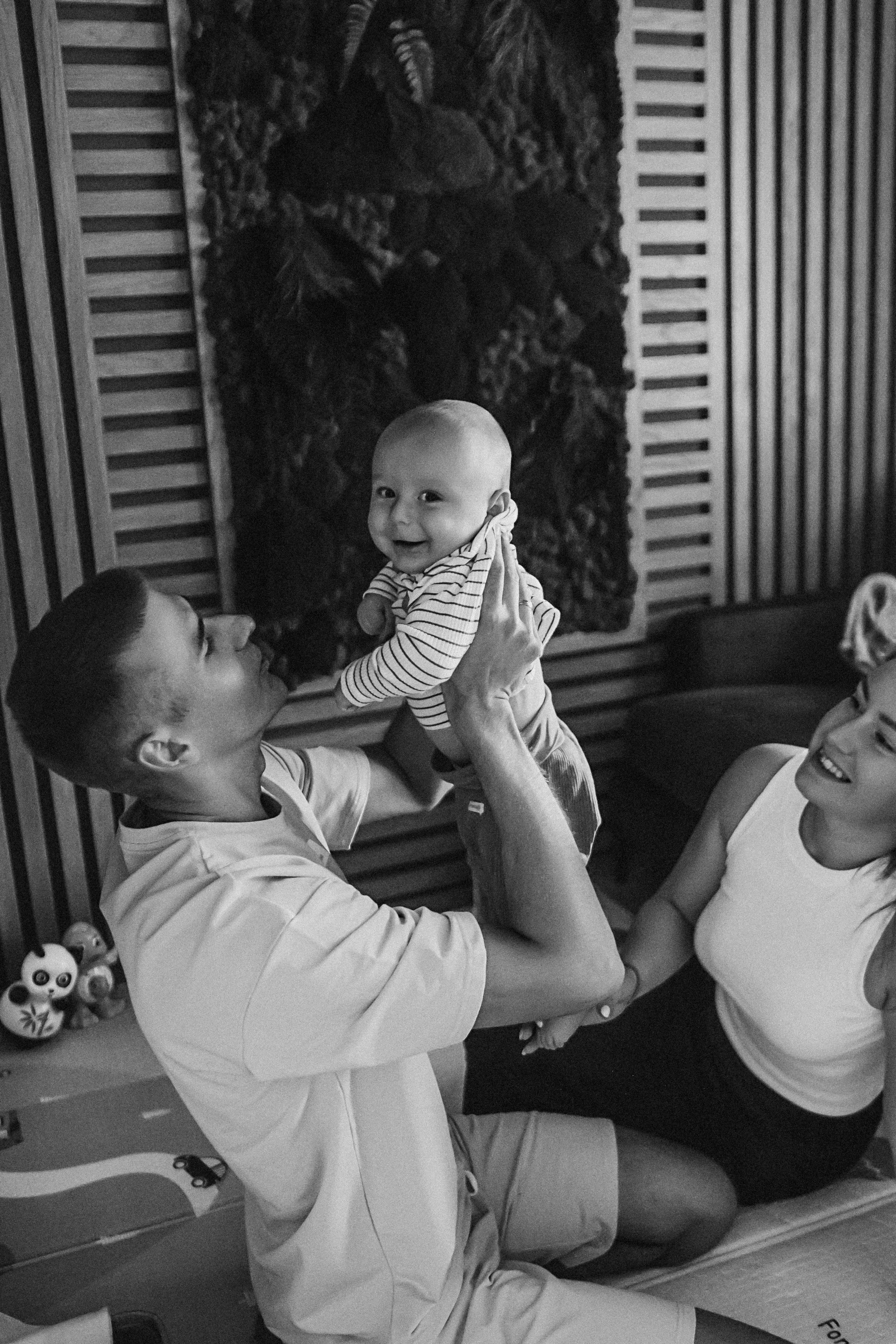 Мише 8 месяцев. Семейный фотограф Тюмень, фотограф на роды Салмина Мария