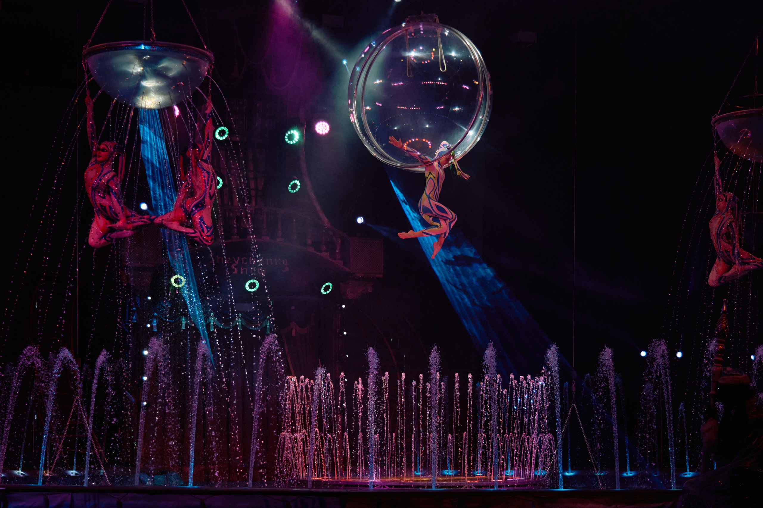 Цирк «На воде». Фотограф