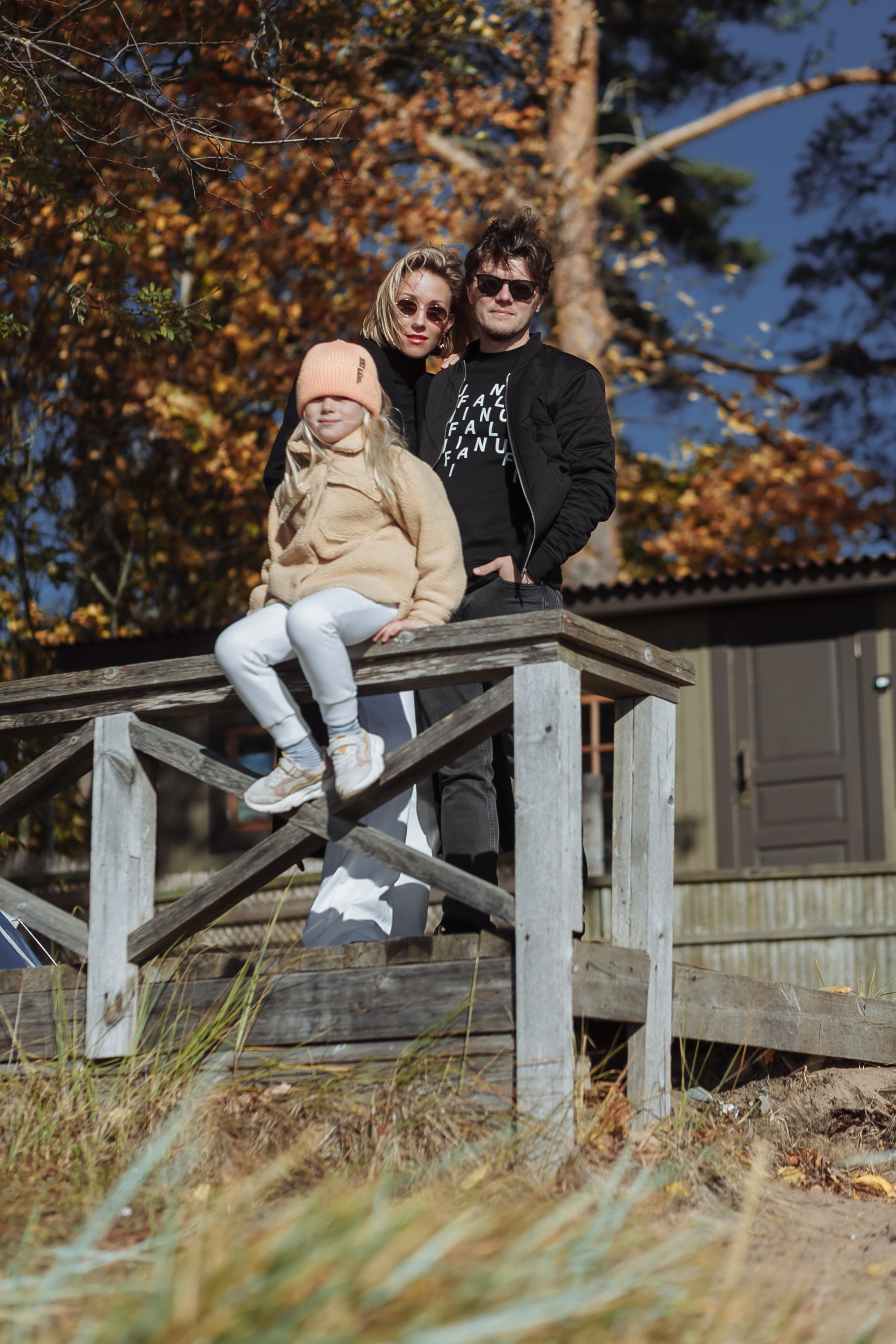 Осень на берегу Финского залива. Семейный фотограф, свадебный фотограф, женский портрет в Санкт-Петербу