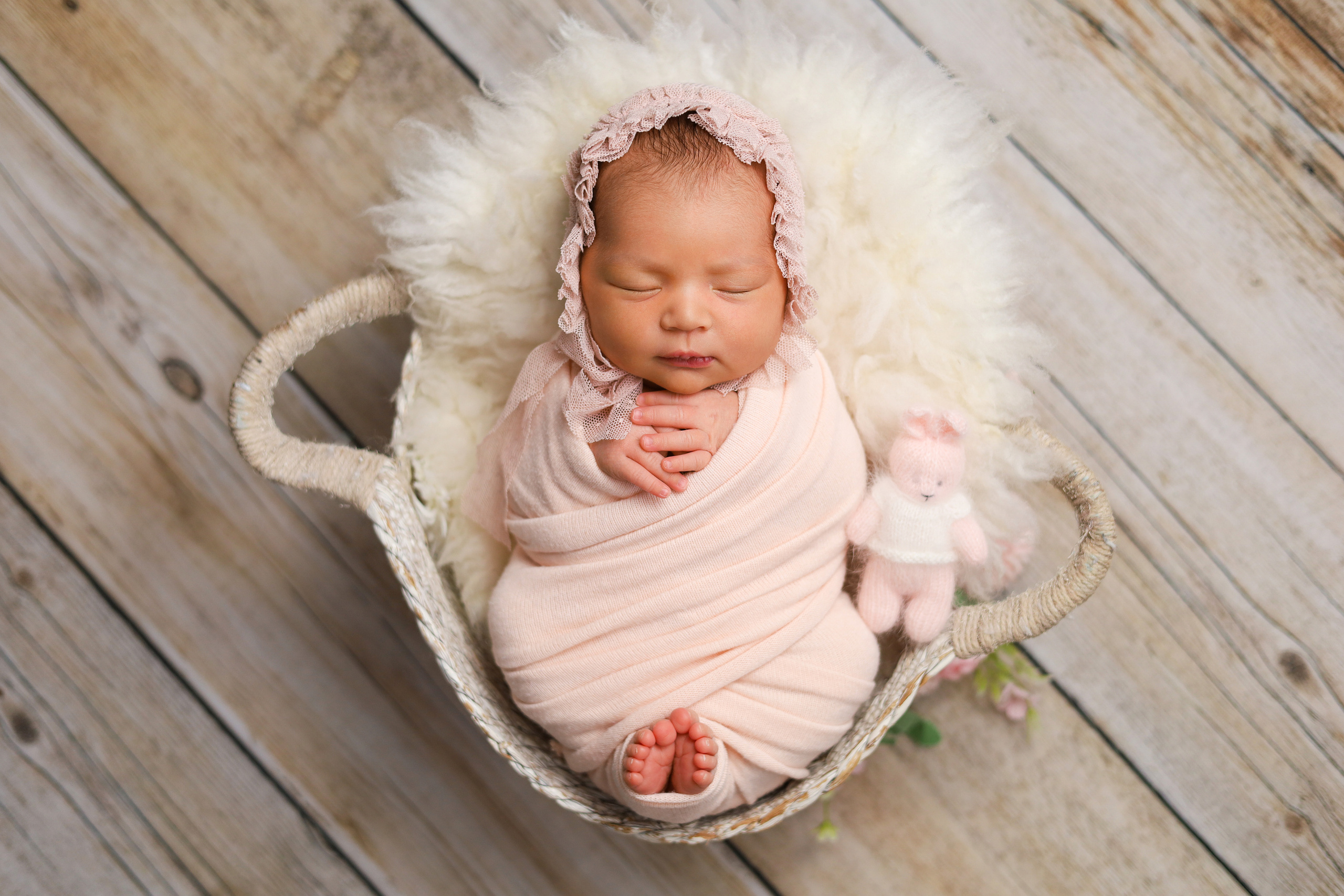 Новорожденные. Фотограф новорожденных Новосибирск