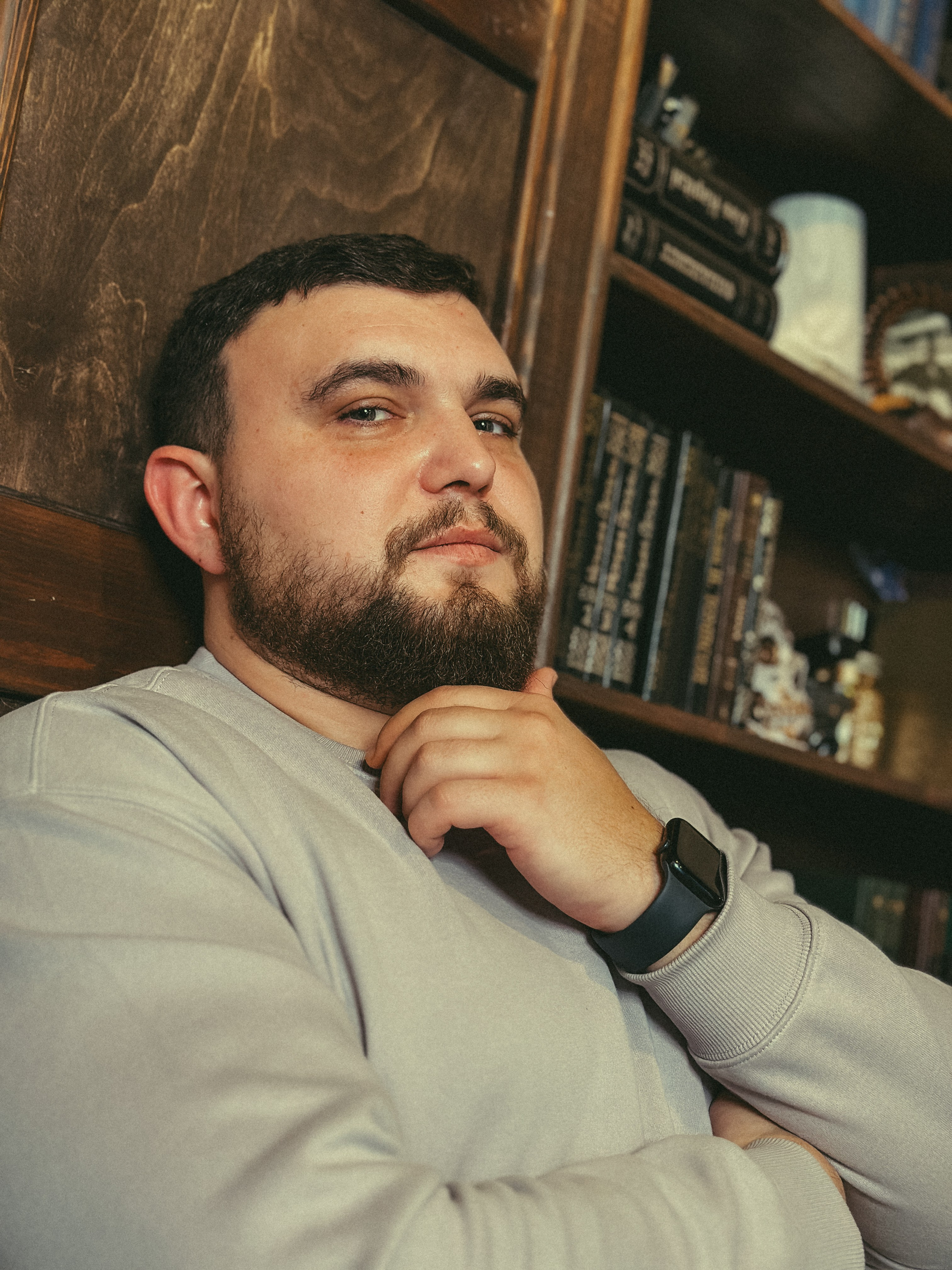 Фотосессия Даниила в фотостудии. Твой фотограф и видеограф в Тюмени — Сергей Бизин