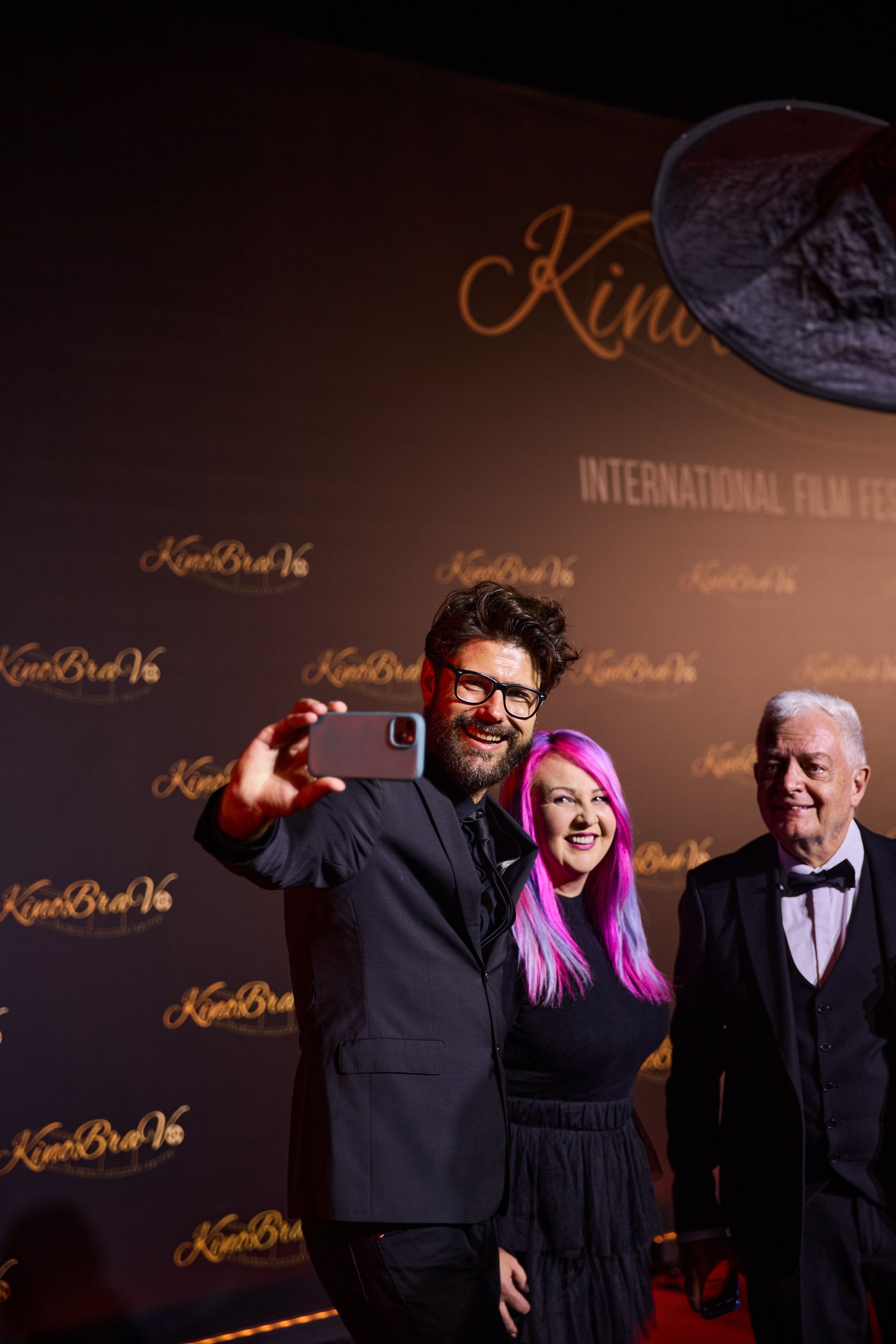 Фотосъемка репортажа кинофестиваля. Профессиональный фотограф в Сочи Виктория Джой. Обучение