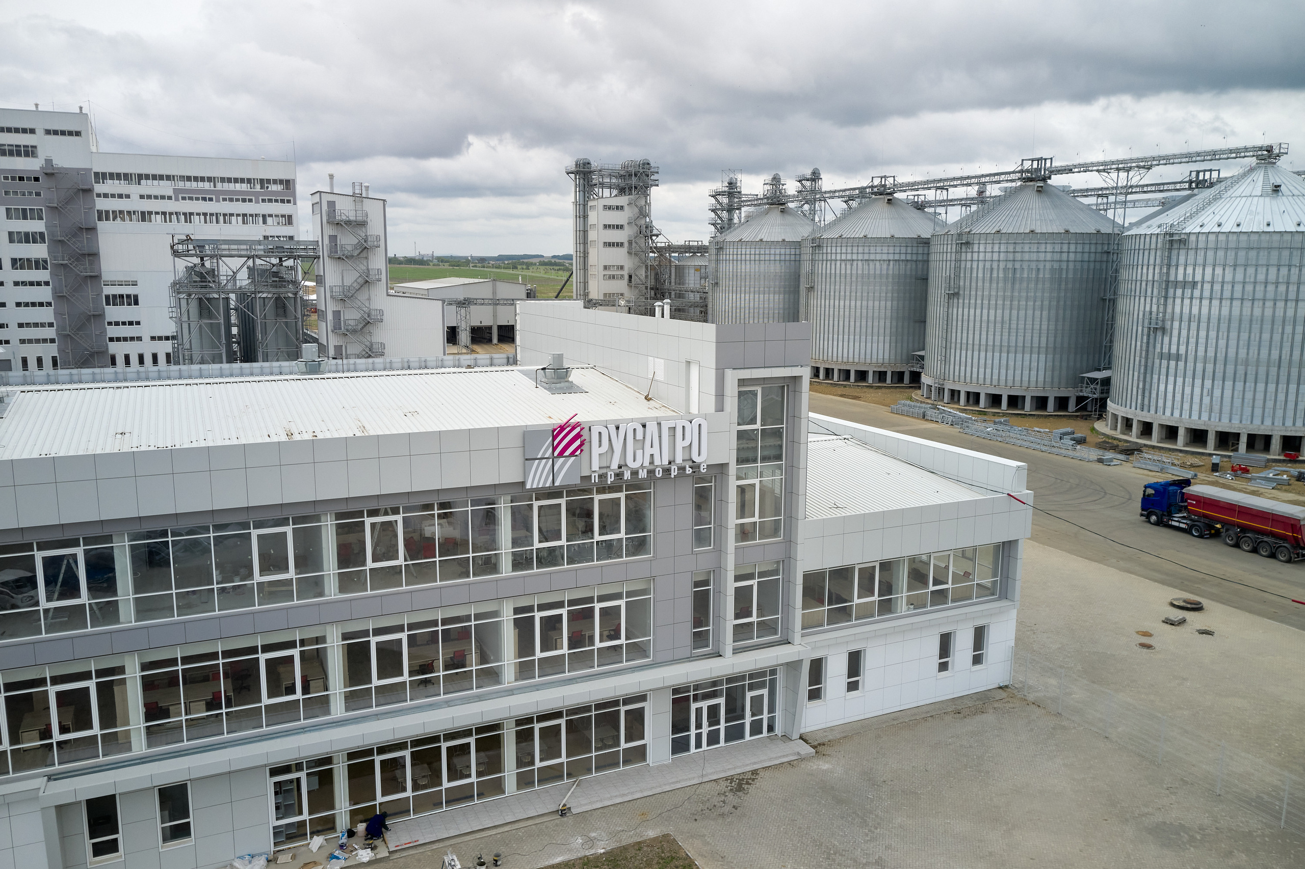 Фотограф репортаж Владивосток репортажная съёмка Приморский край фотосъёмка промышленность бизнес производство завод аэросъёмка