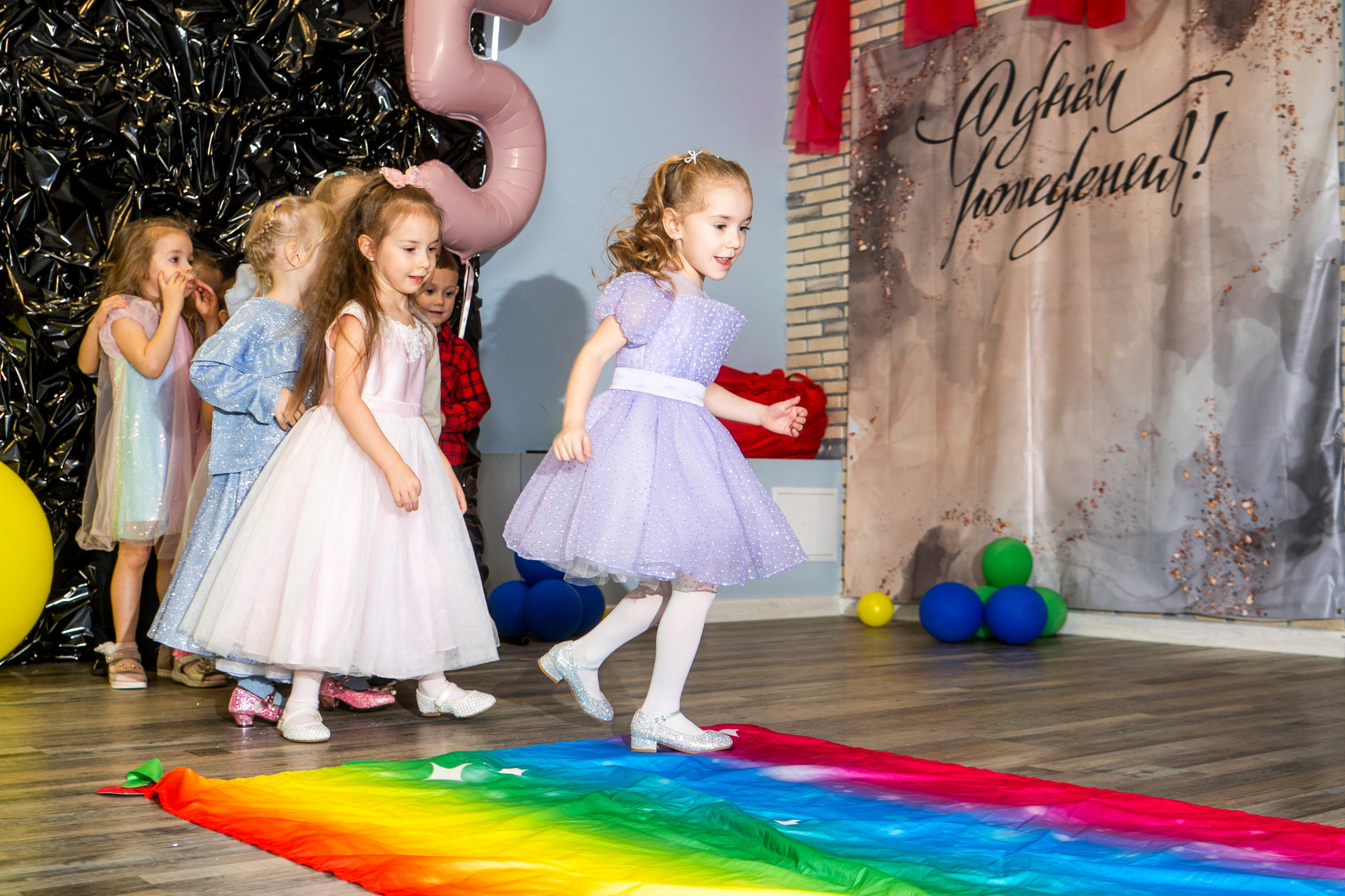 Happy Team. Фотограф/видеограф в Санкт-Петербурге Динара Гольдина