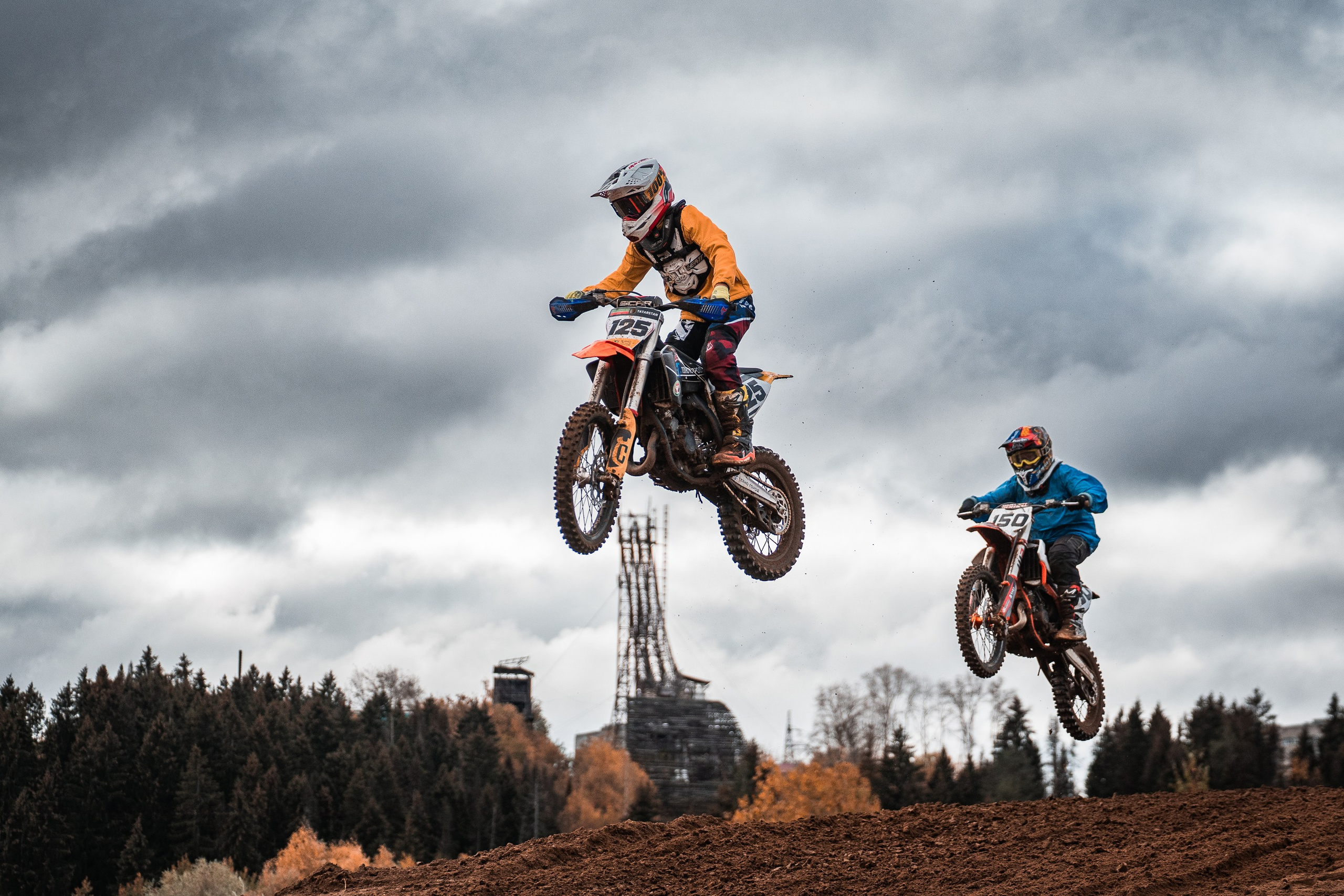 Мотокросс «Золотая осень». Паша Страхов — фотограф