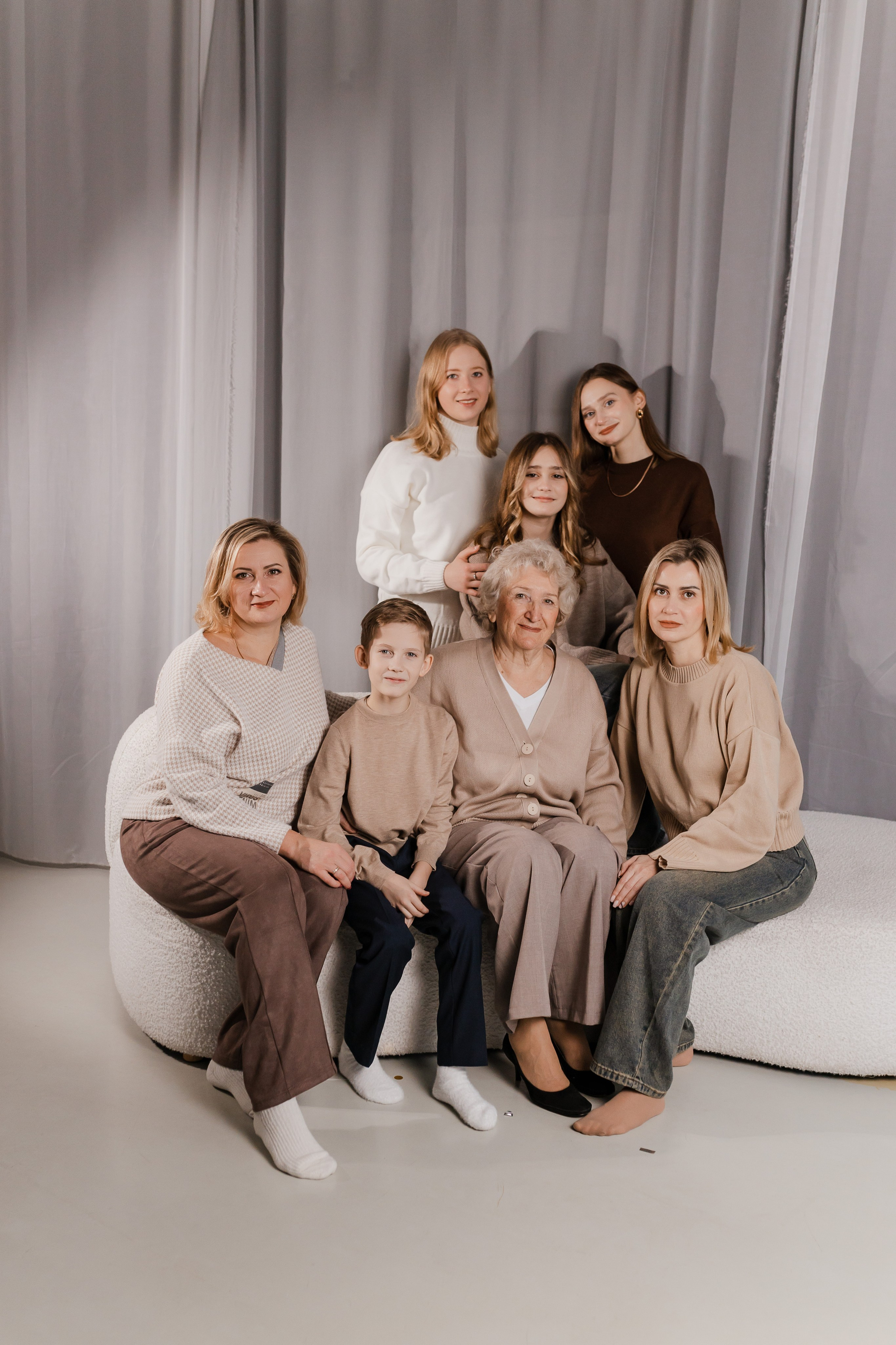 Любимая наша Бабушка). Семейный и детский фотограф в городе Подолск МО Крылова Ирина