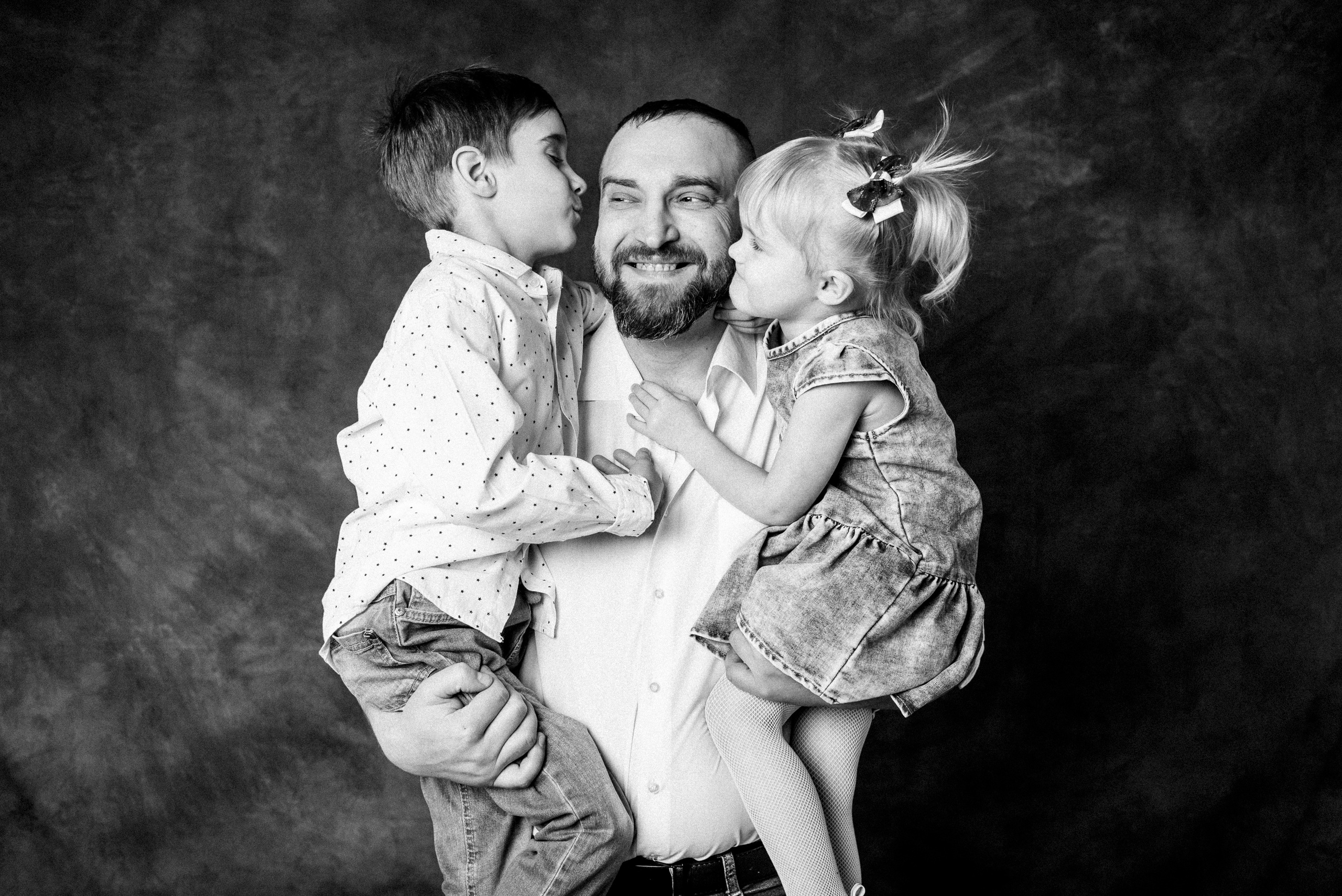 Семейные фотосессии, художественный семейный портрет. Фотограф Денис Неместо, портрет, репортаж