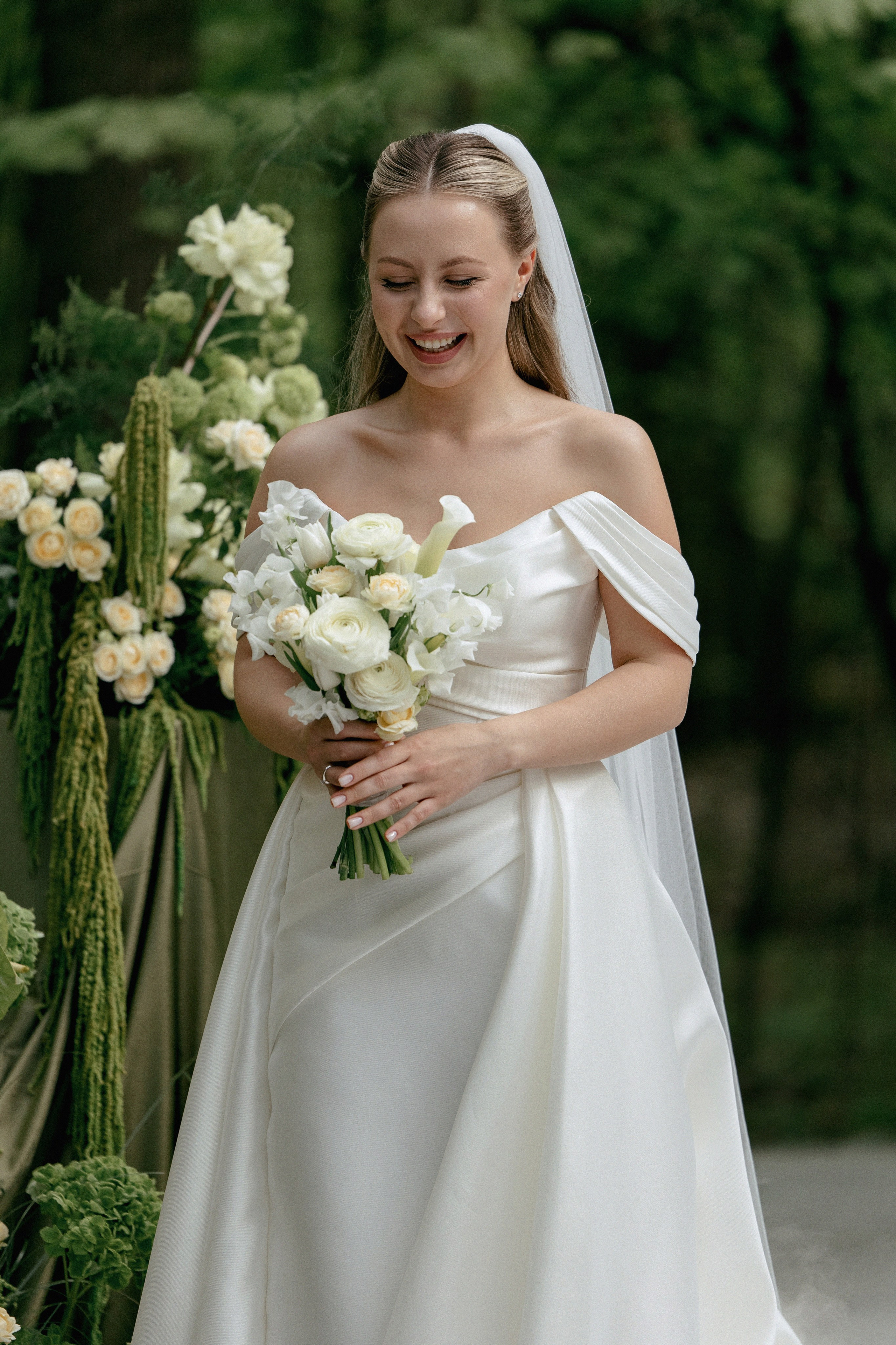 ЛЕС Event House выездная регистрация и свадебный банкет на площадке ЛЕС. Свадебный фотограф Москва