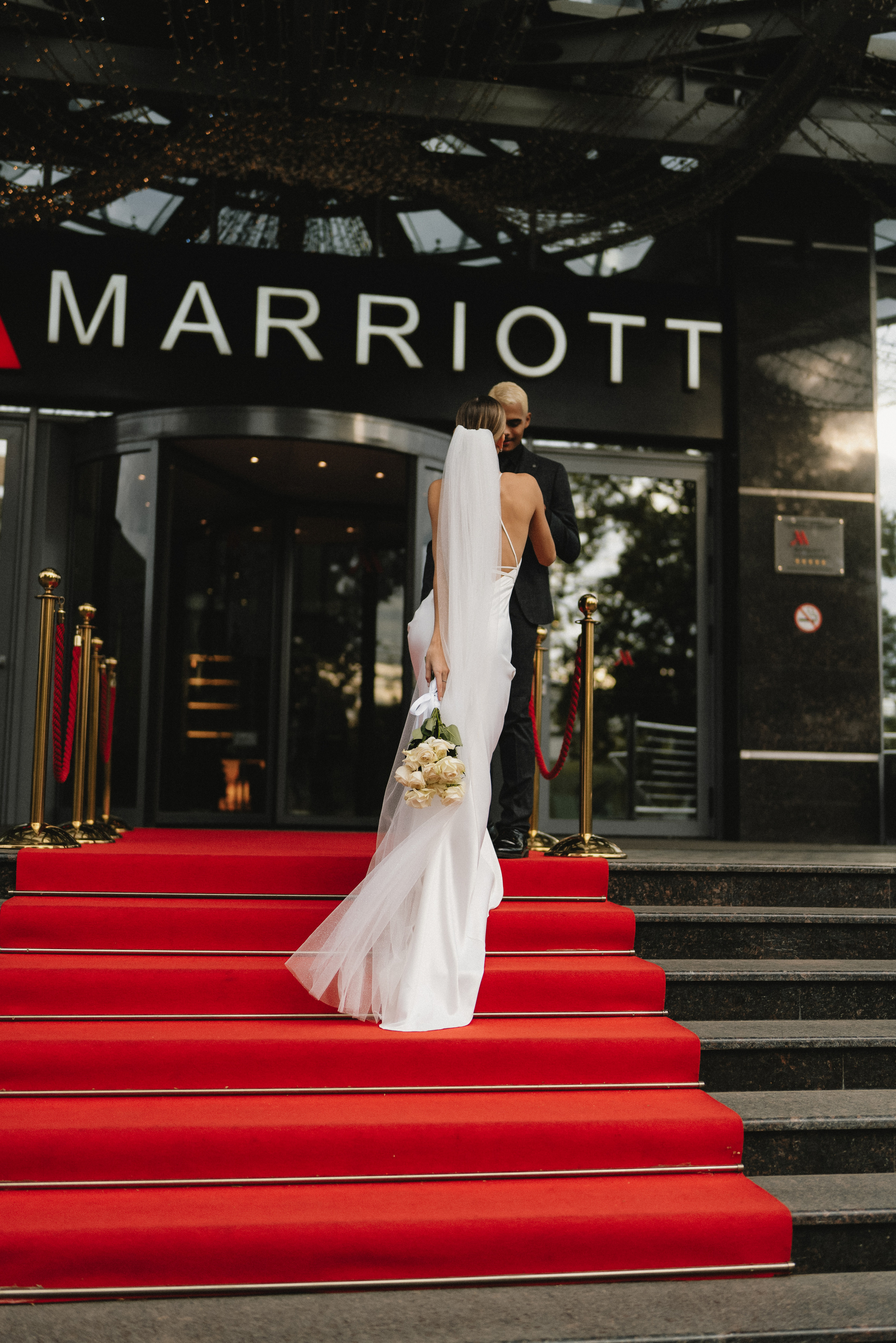 A & V Marriot. Создаю контент для бизнеса- Андрей Корниенко и упаковываю компании и экспертов в Краснодаре