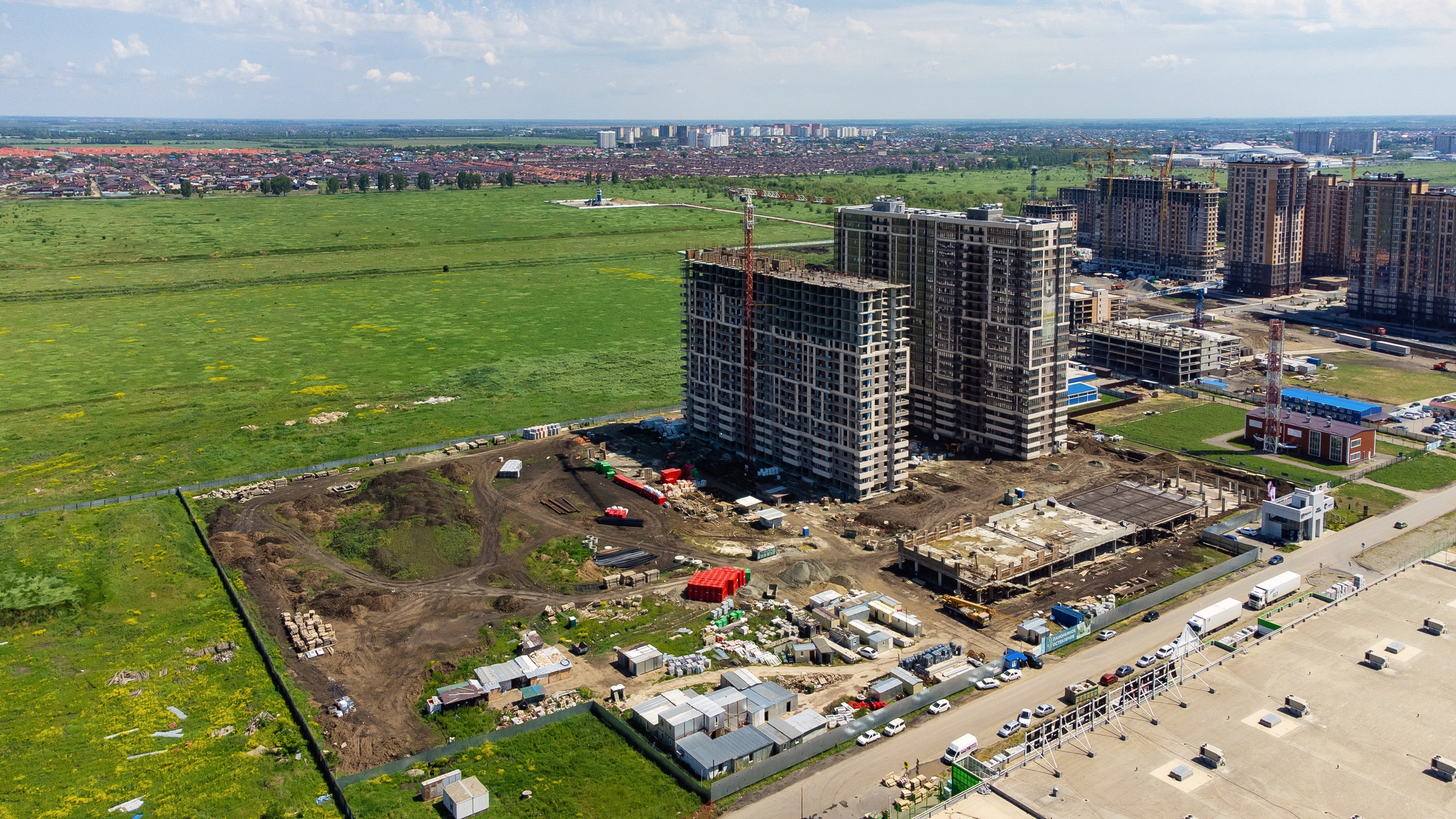 Неометрия. Создаю контент для бизнеса- Андрей Корниенко и упаковываю компании и экспертов в Краснодаре