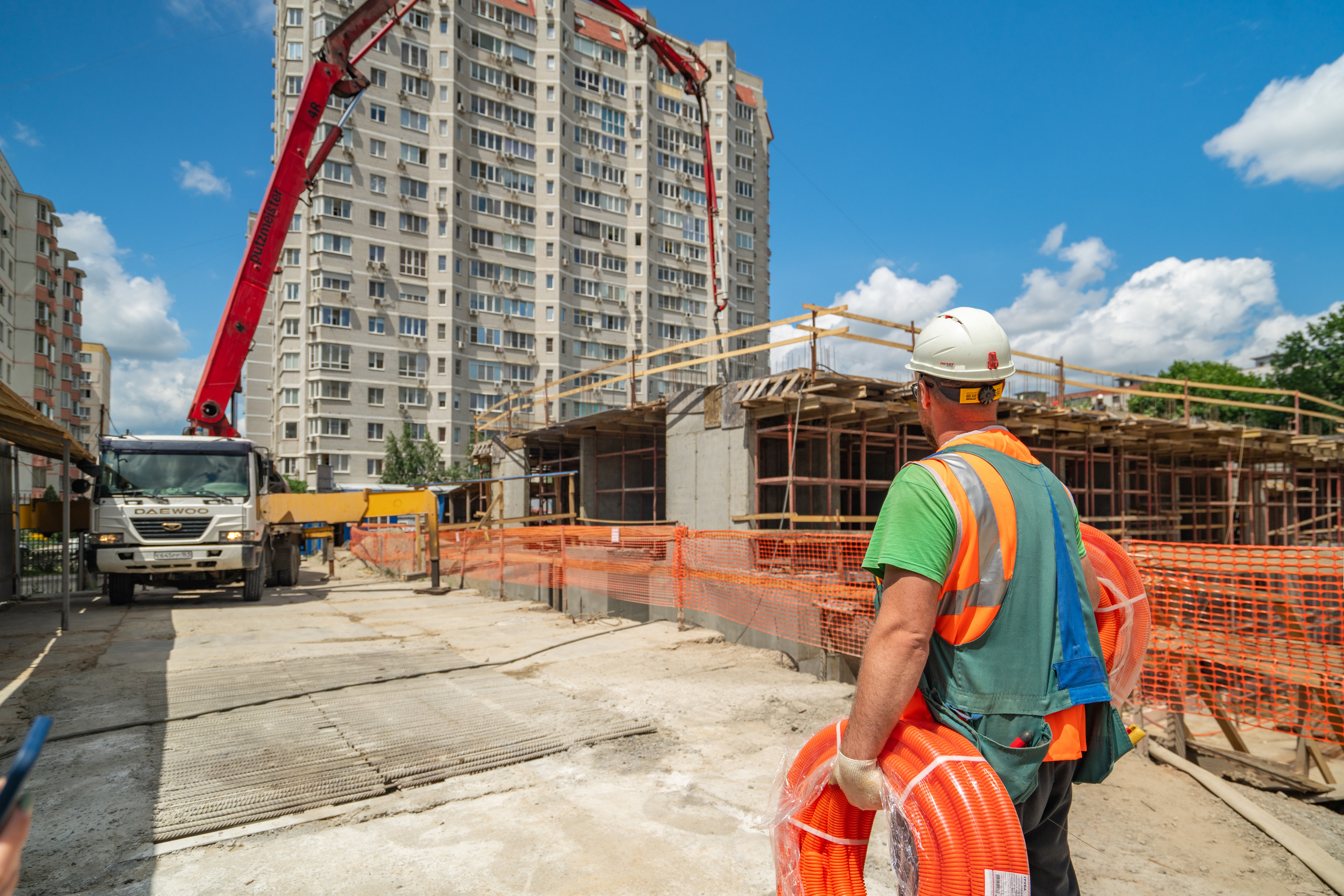 Неометрия. Создаю контент для бизнеса- Андрей Корниенко и упаковываю компании и экспертов в Краснодаре