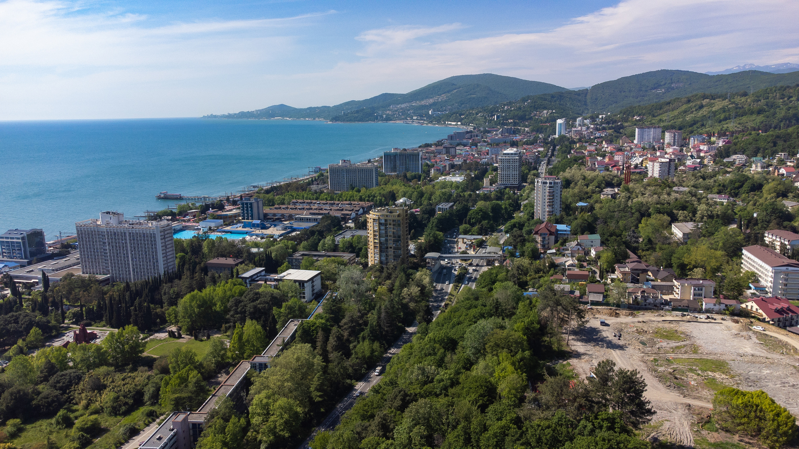 Неометрия. Создаю контент для бизнеса- Андрей Корниенко и упаковываю компании и экспертов в Краснодаре