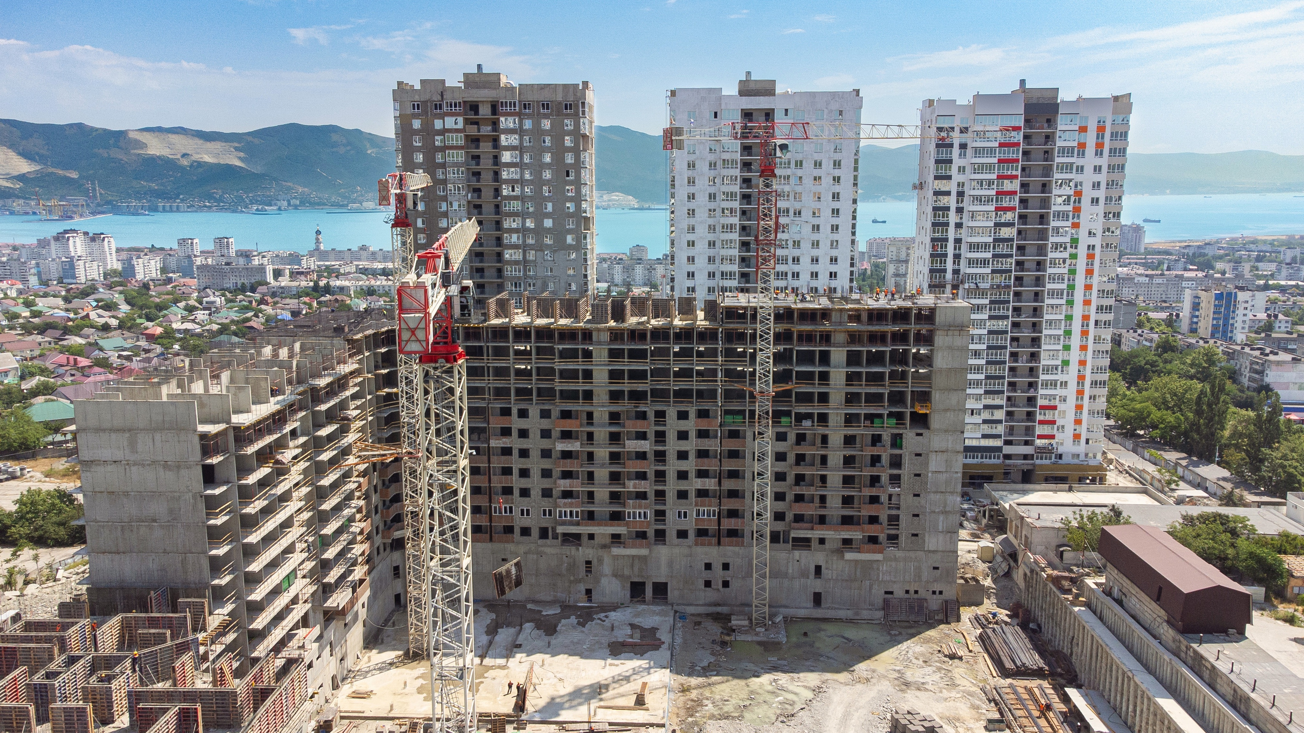 Неометрия. Создаю контент для бизнеса- Андрей Корниенко и упаковываю компании и экспертов в Краснодаре