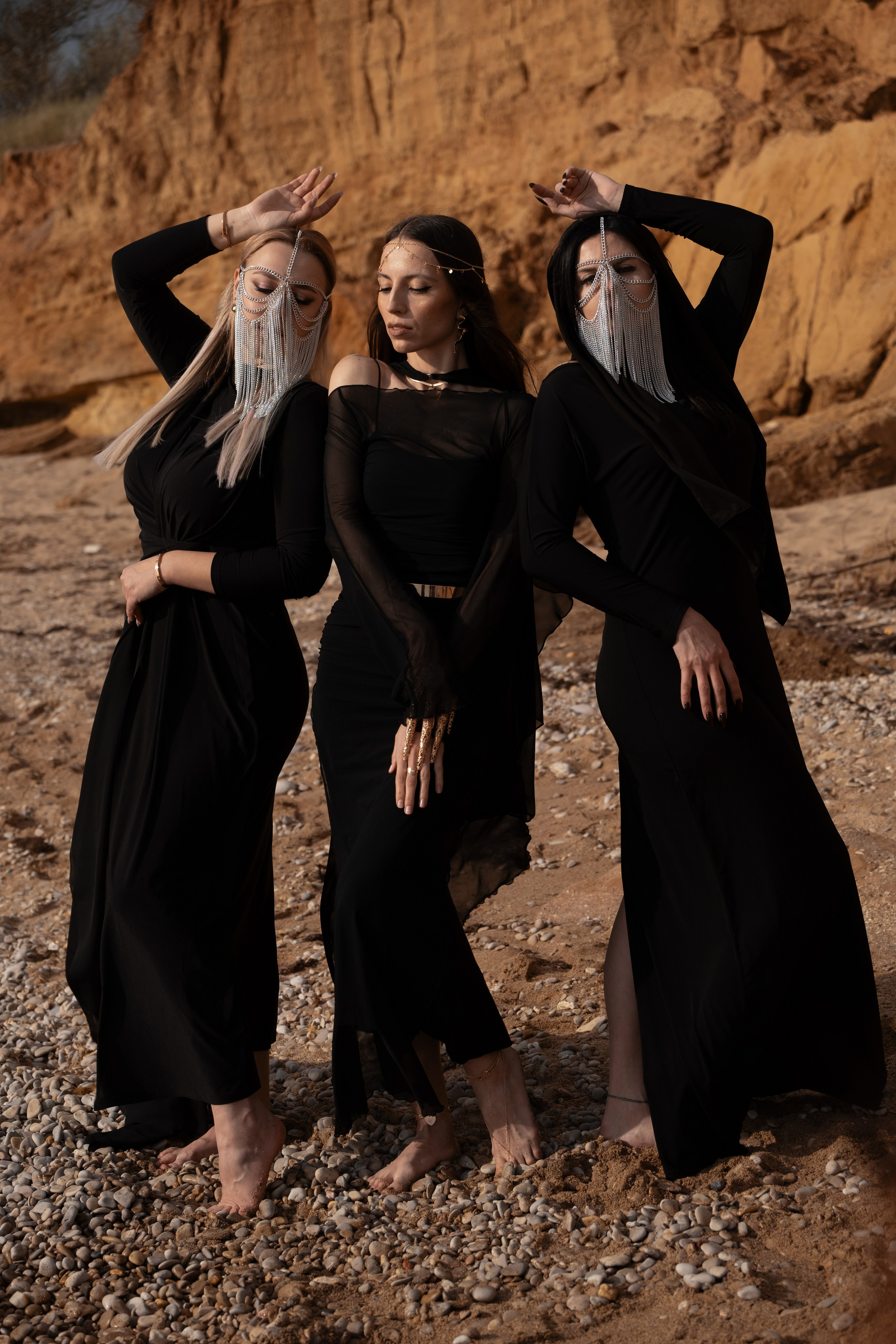 Фотосессия у моря, арабская эстетика. Профессиональная фотосъемка в Крыму. Натуральные эмоции и живые кадры. Забронируйте дату прямо сейчас!