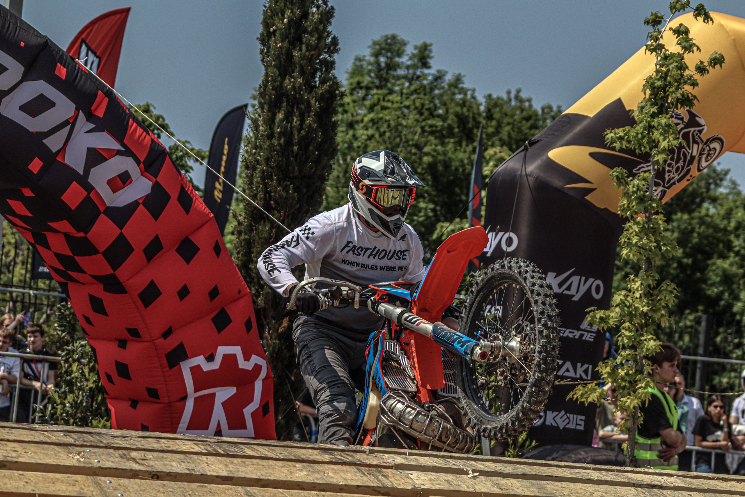 Enduro. Ivaladimirovna1995.wfolio.pro