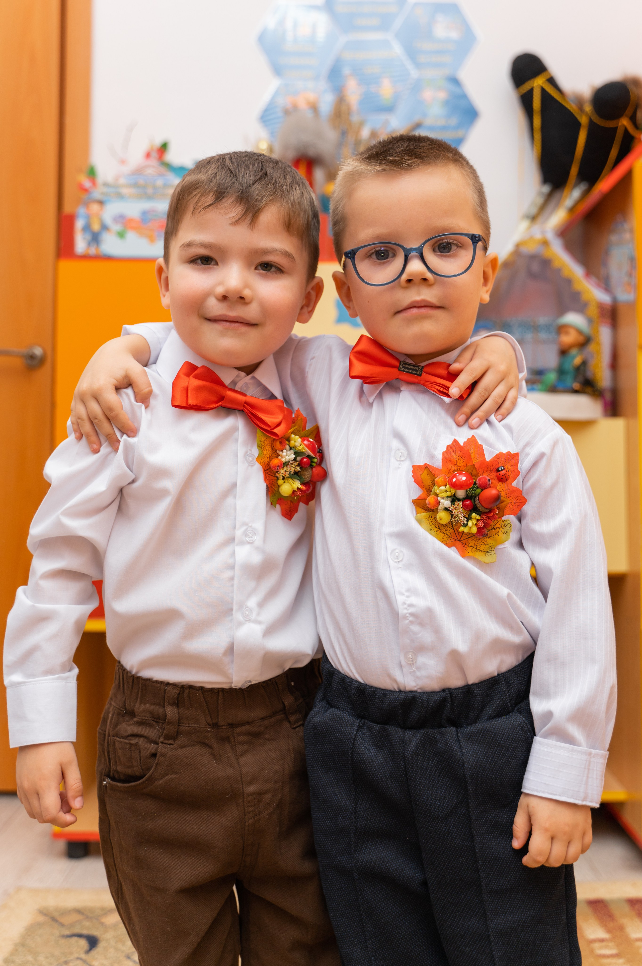 САДЫ. ФОТОГРАФ/РУДНЫЙ/КОСТАНАЙ