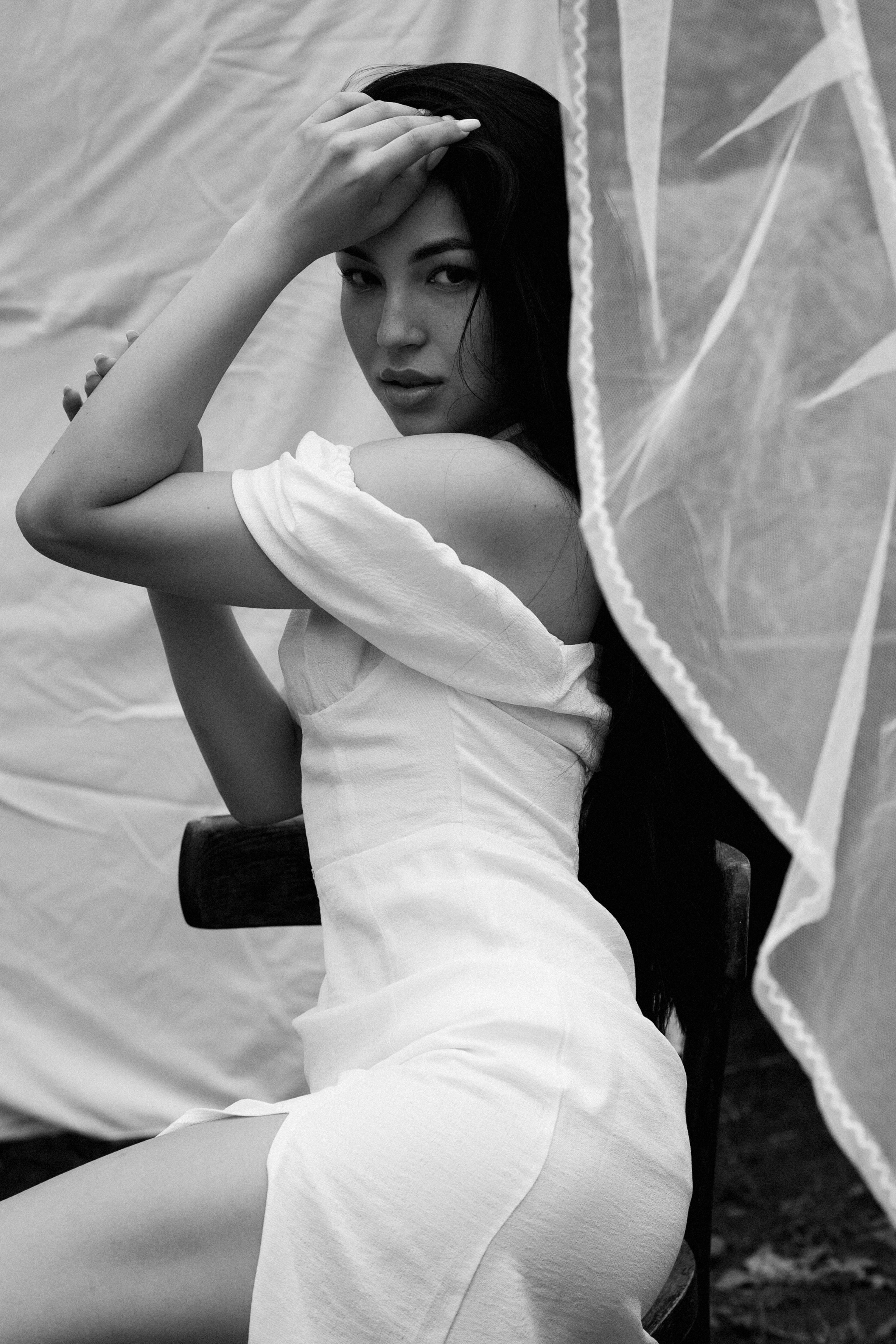 Чёрно-Белый женский портрет. Портретный фотограф в Челябинске