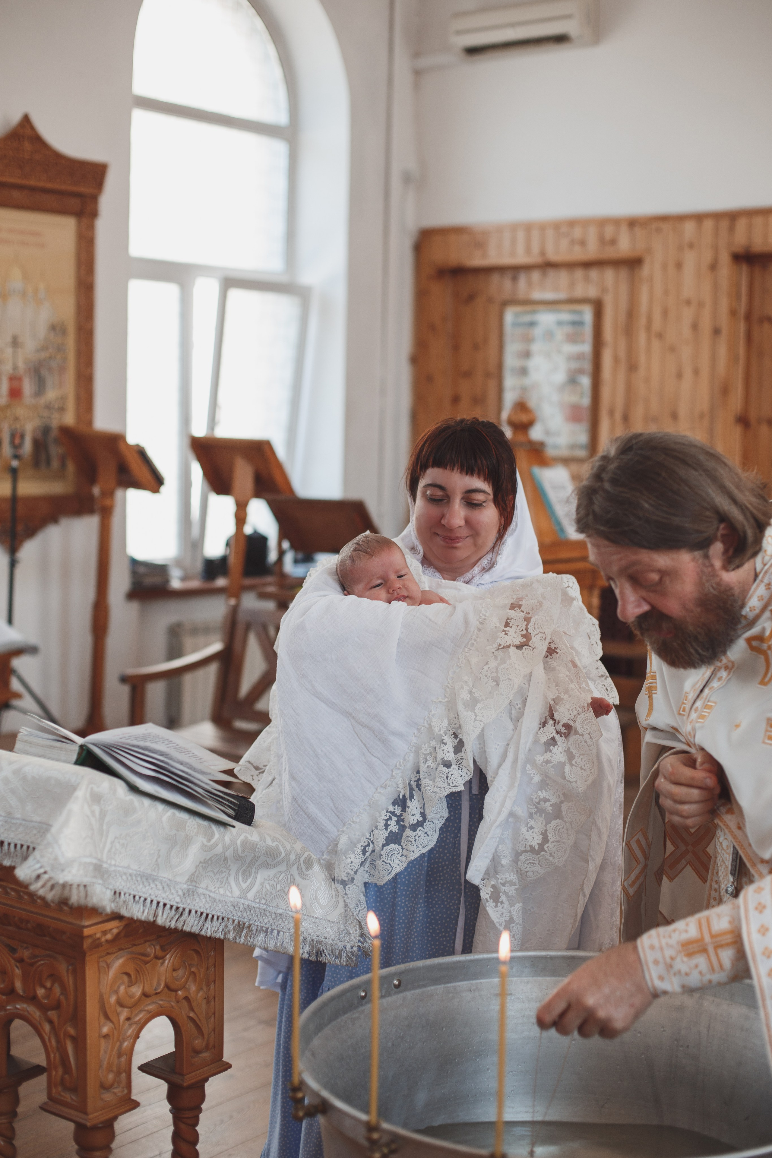 Фотосъёмка таинства крещения в Белгороде. Свадебный и контент фотограф в Белгороде Ярослав Гаврилейченко