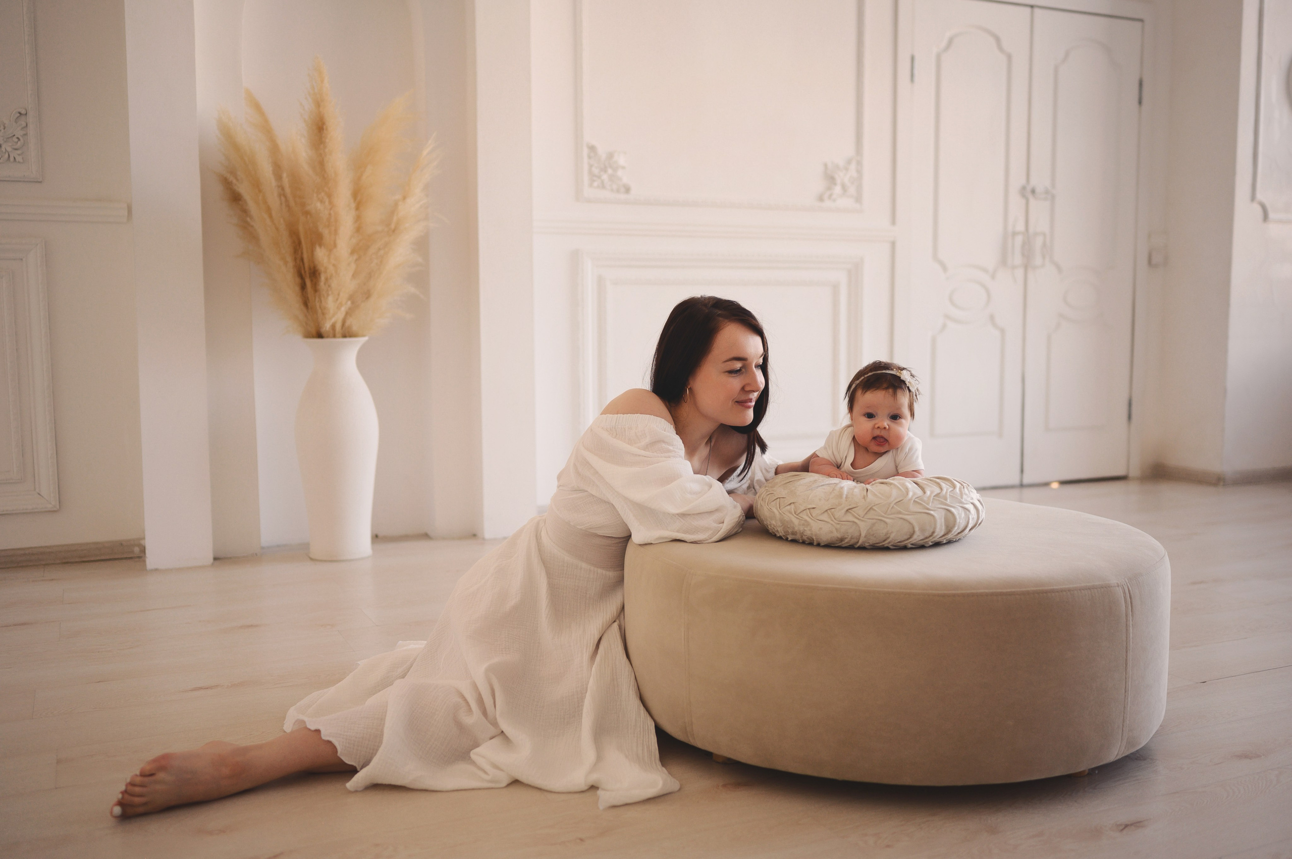 Семейная портретная студийная съемка. НЬЮБОРН ФОТОСЕССИИ, БЕРЕМЕННОСТЬ, ПОРТРЕТНЫЕ СЕМЕЙНЫЕ ФОТОСЕССИИ  Ногинск Москва ОЛЬГА ВОГЕЛЬ